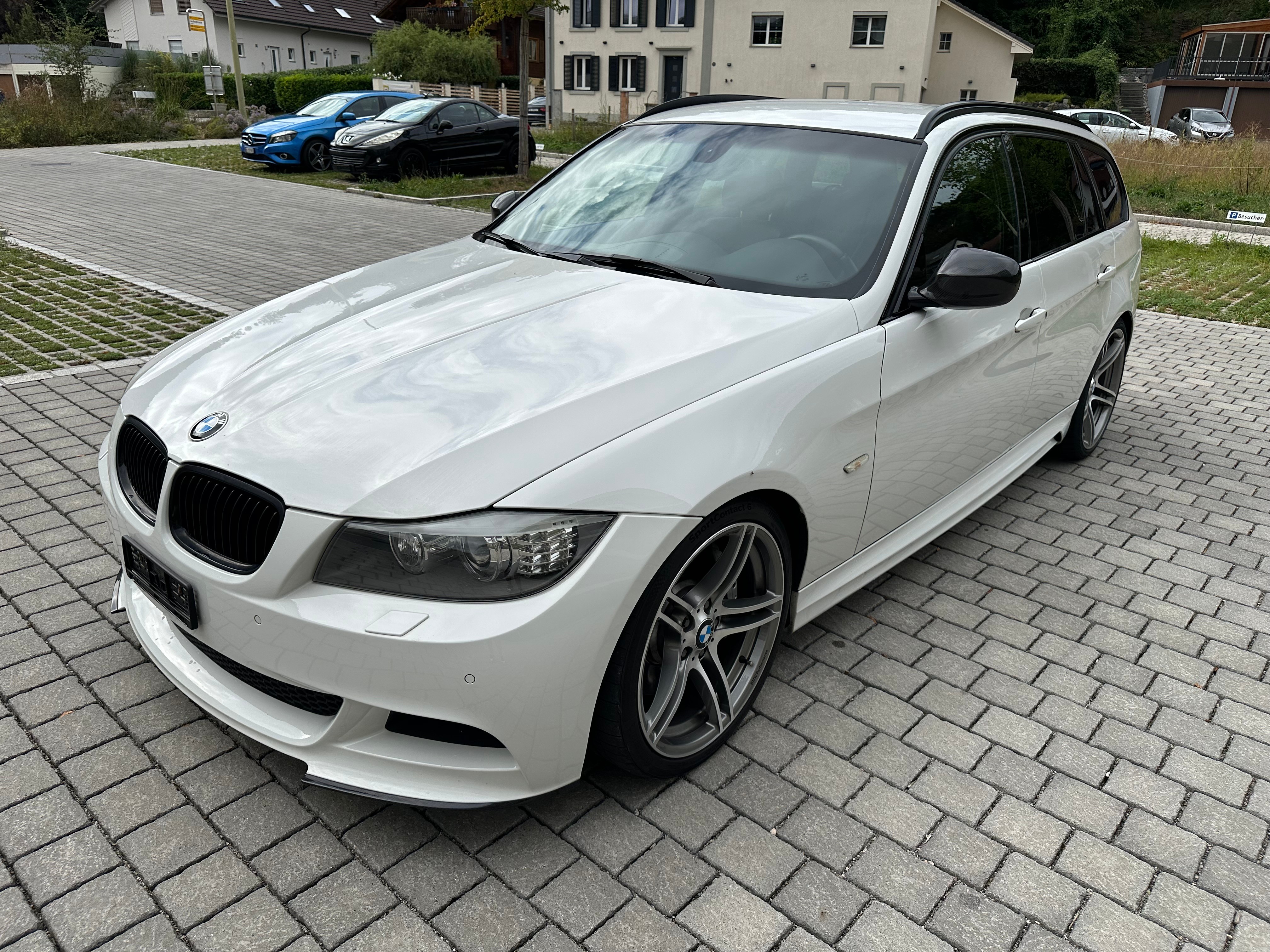 BMW 335i xDrive Touring Steptronic