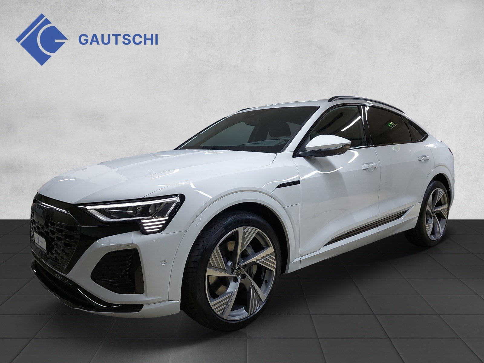 AUDI Q8 Sportback 50 e-tron S line quattro