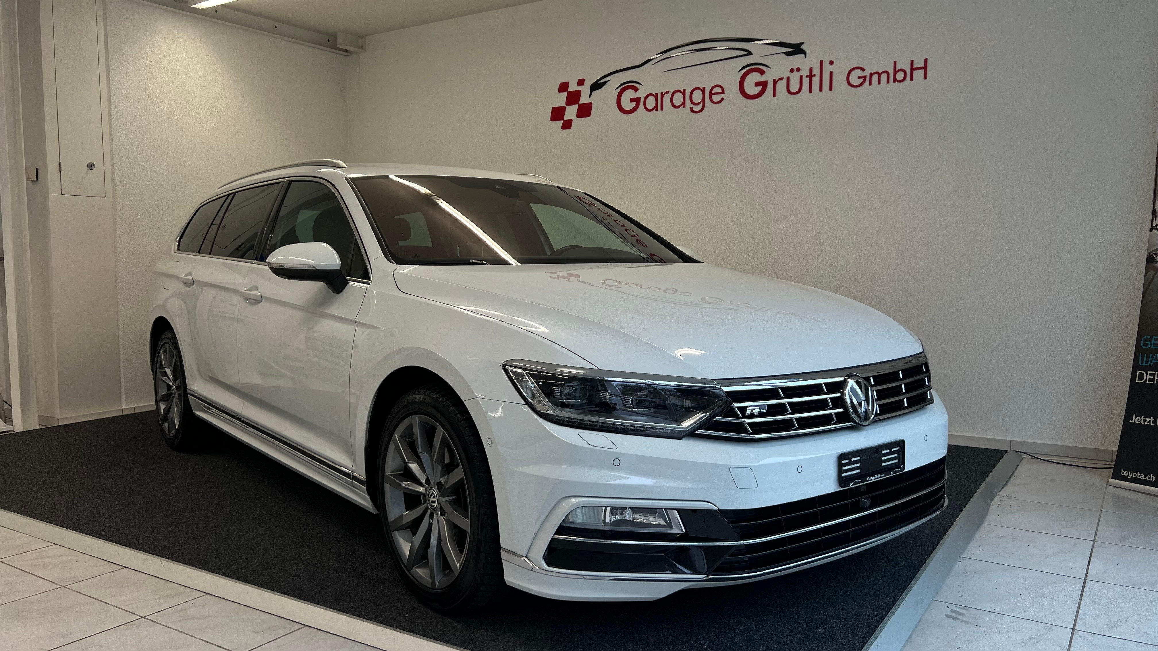 VW Passat Variant 2.0 TDI BMT R Line DSG