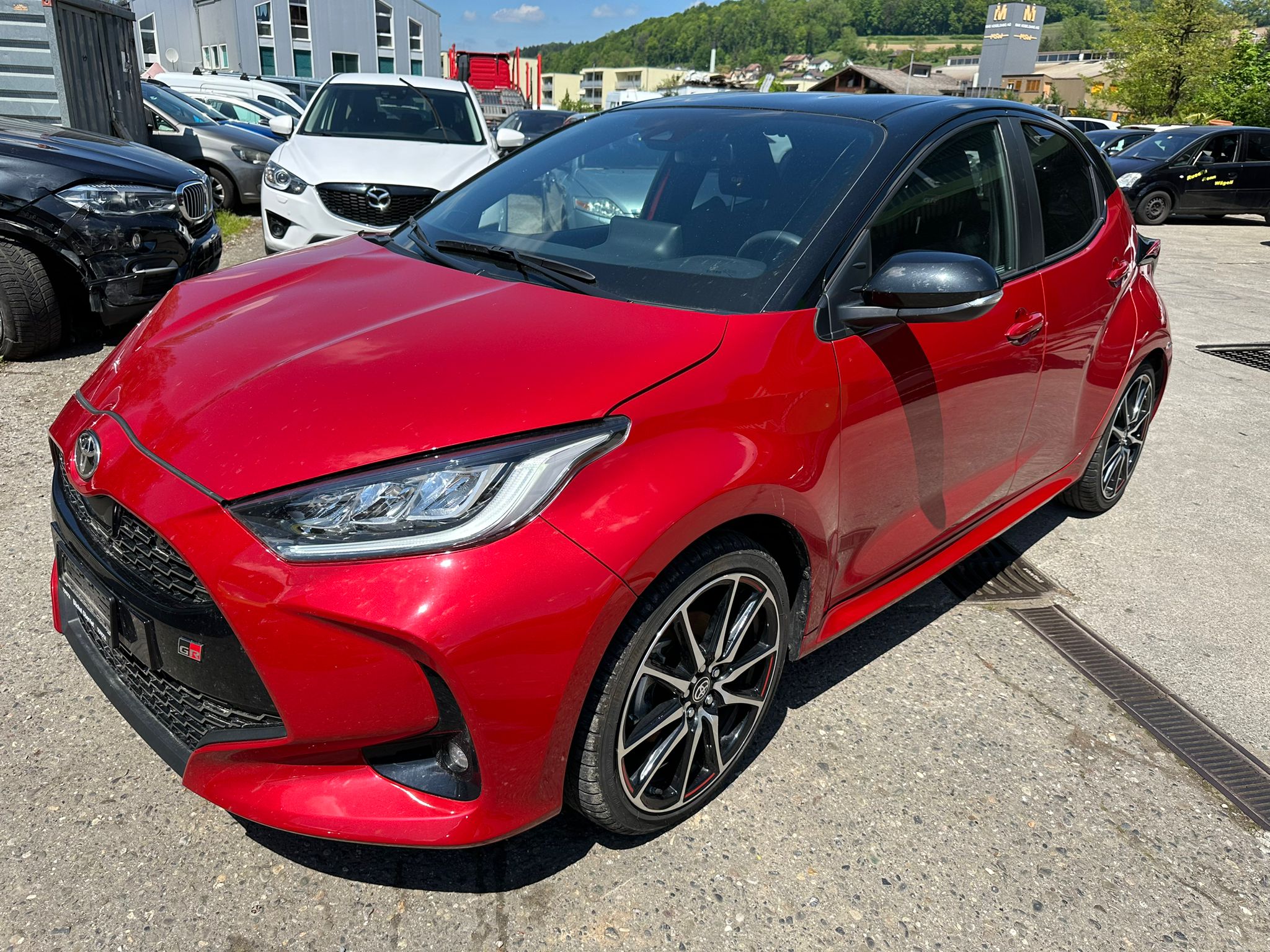 TOYOTA Yaris 1.5 GR Sport e-CVT