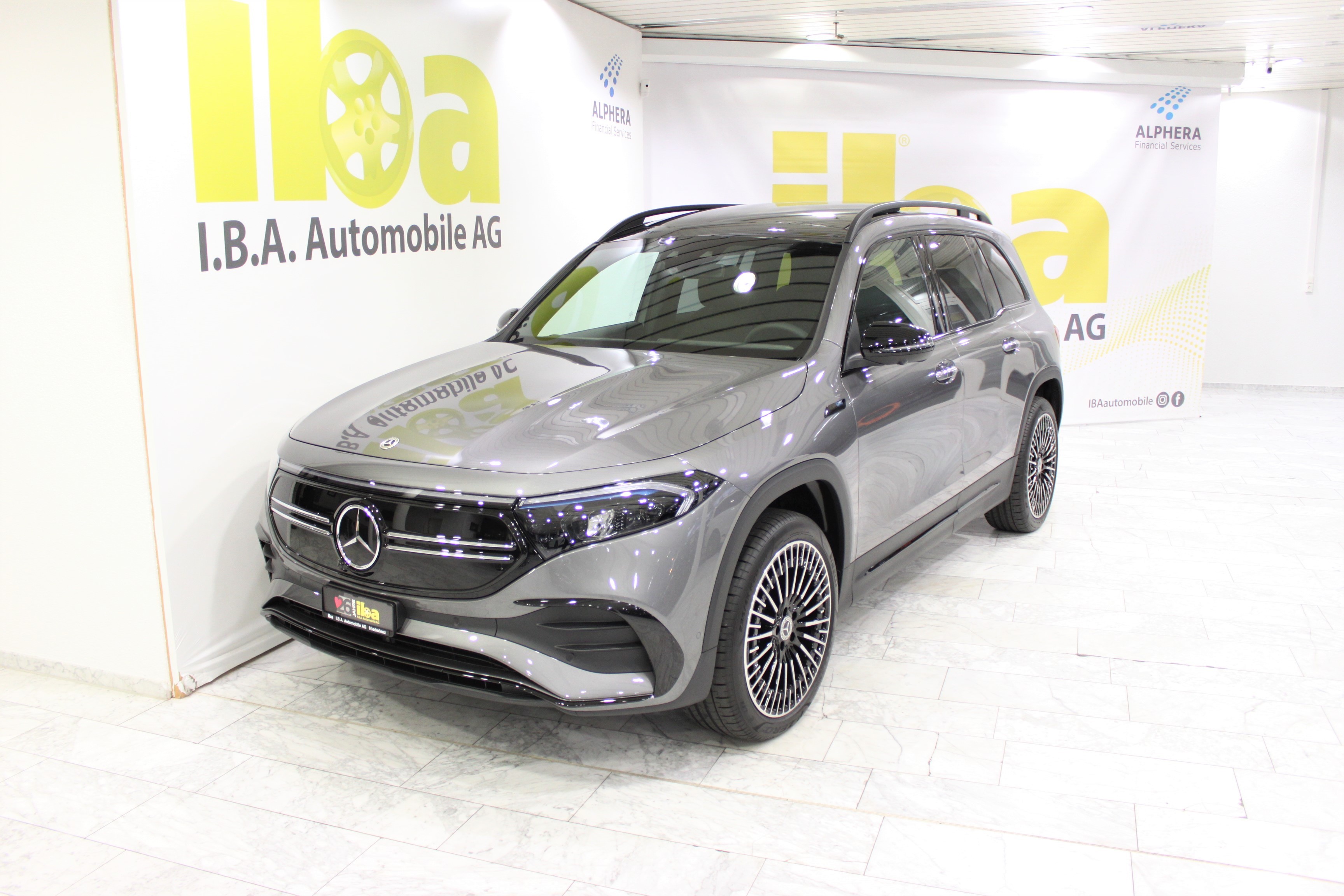 MERCEDES-BENZ EQB 350 AMG Line 4Matic 4x4 (CH)