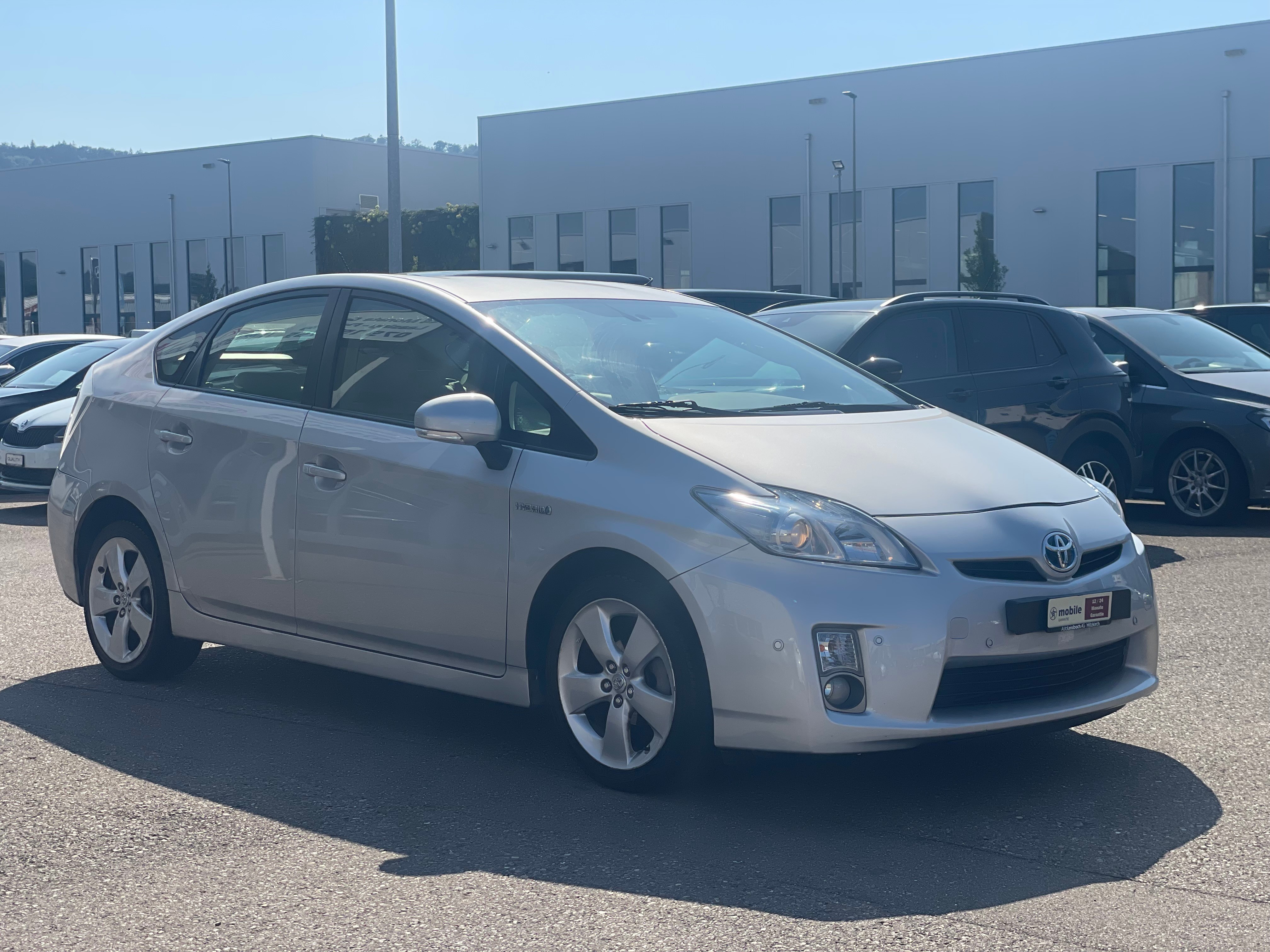 TOYOTA Prius 1.8 16V HSD Sol