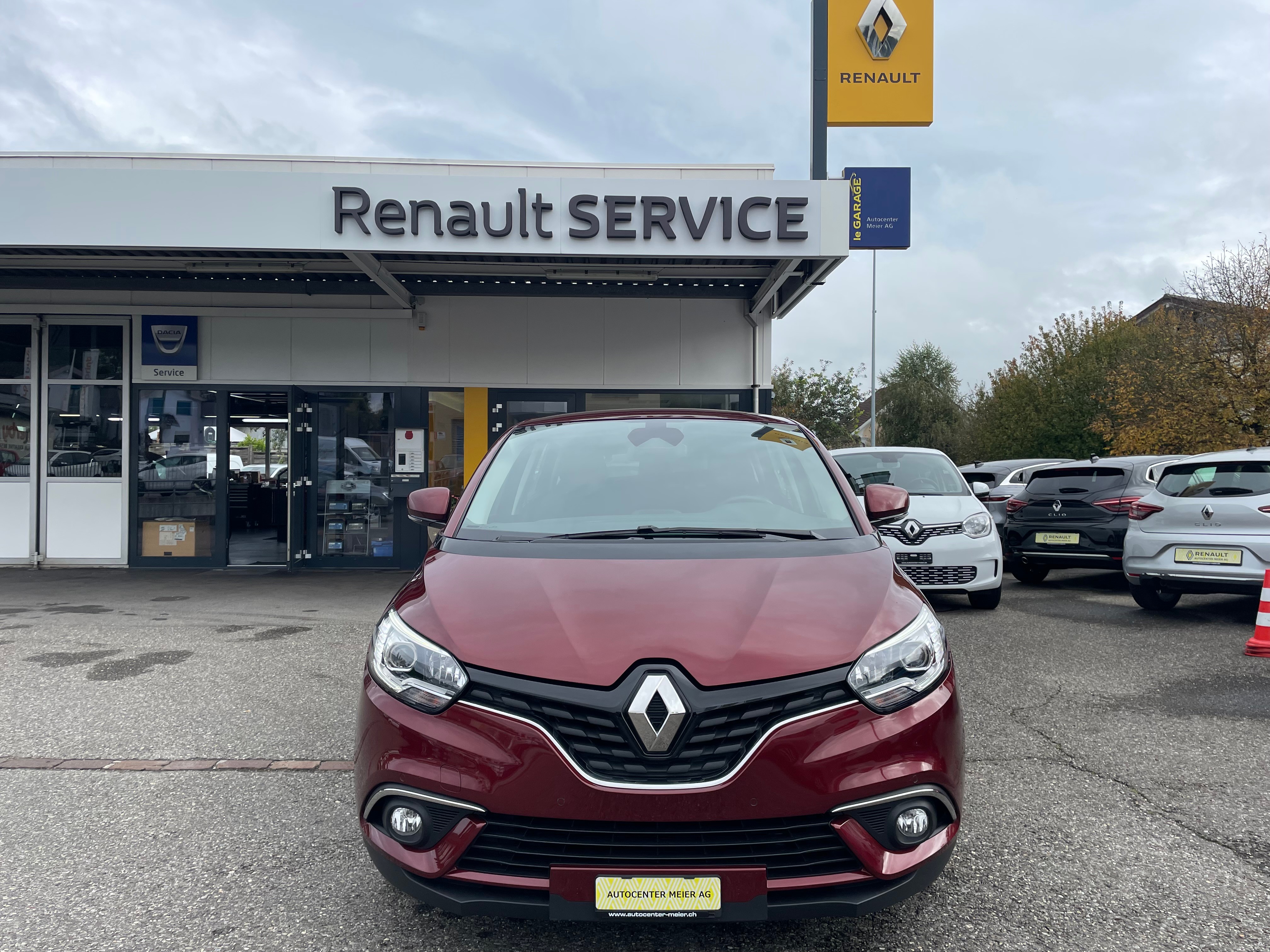 RENAULT Scénic 1.8 dCi Zen