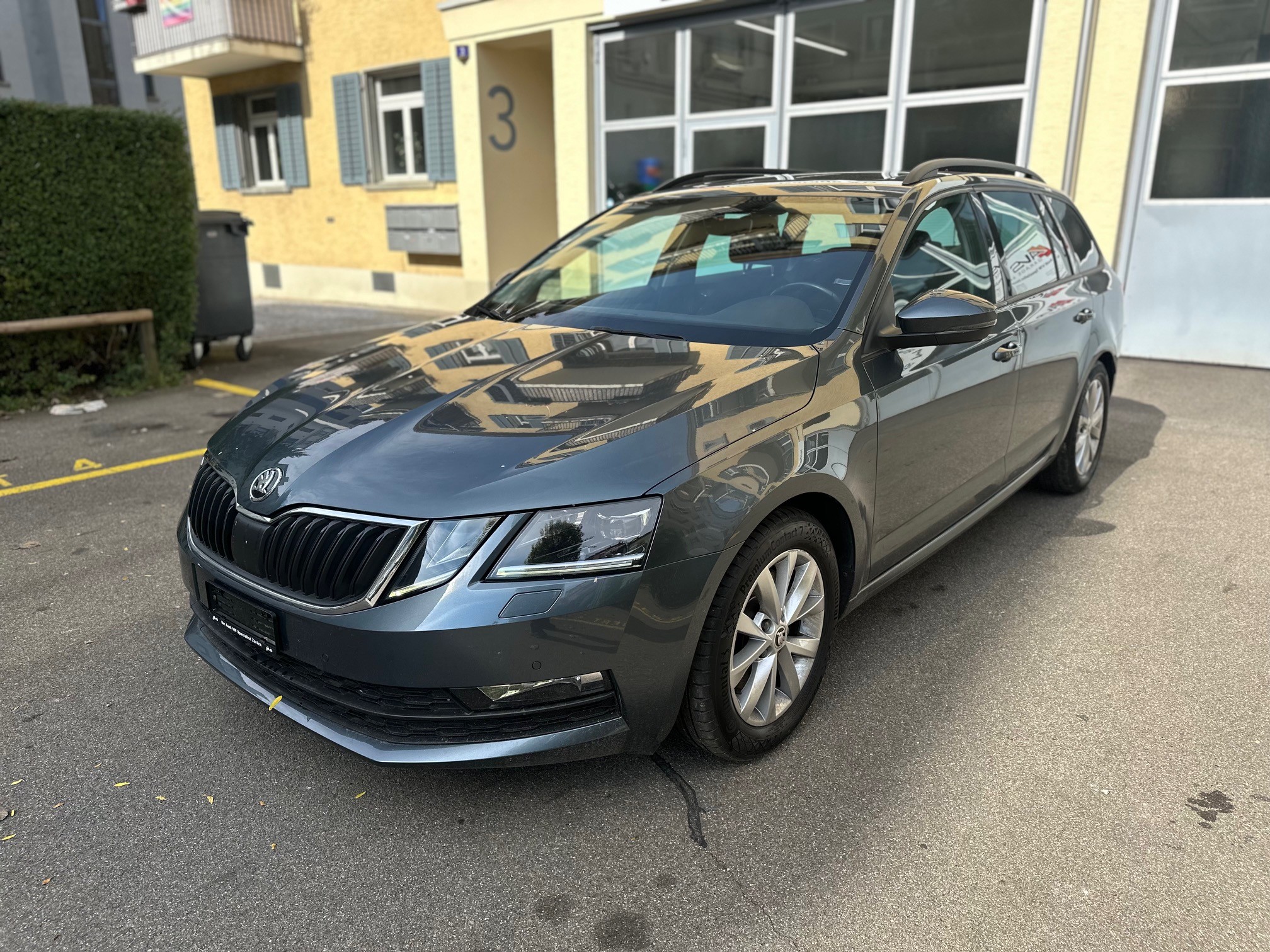 SKODA Octavia Combi 1.8 TSI Clever DSG