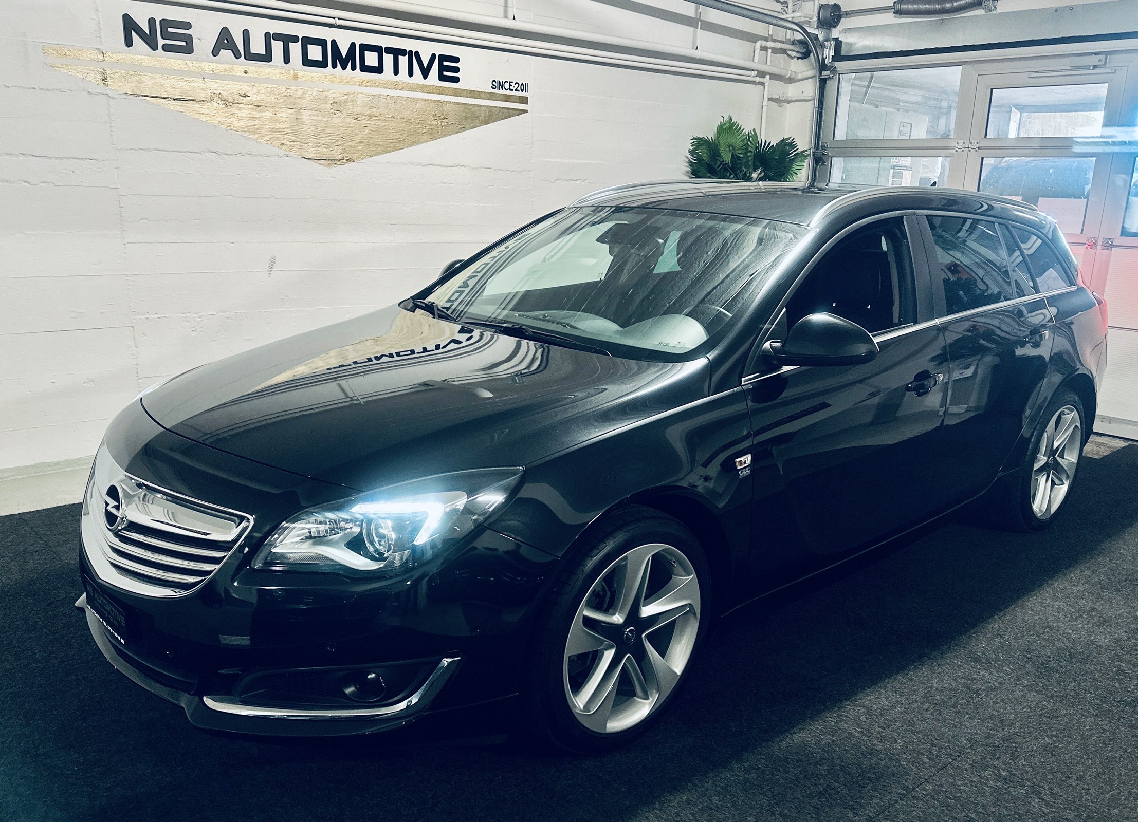 OPEL Insignia ST 2.0 Turbo Sport 4WD Aut.