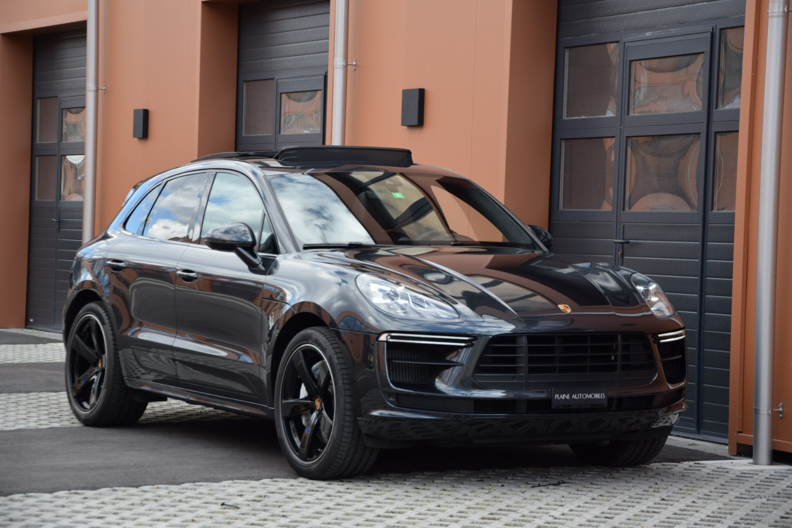 PORSCHE Macan Turbo PDK