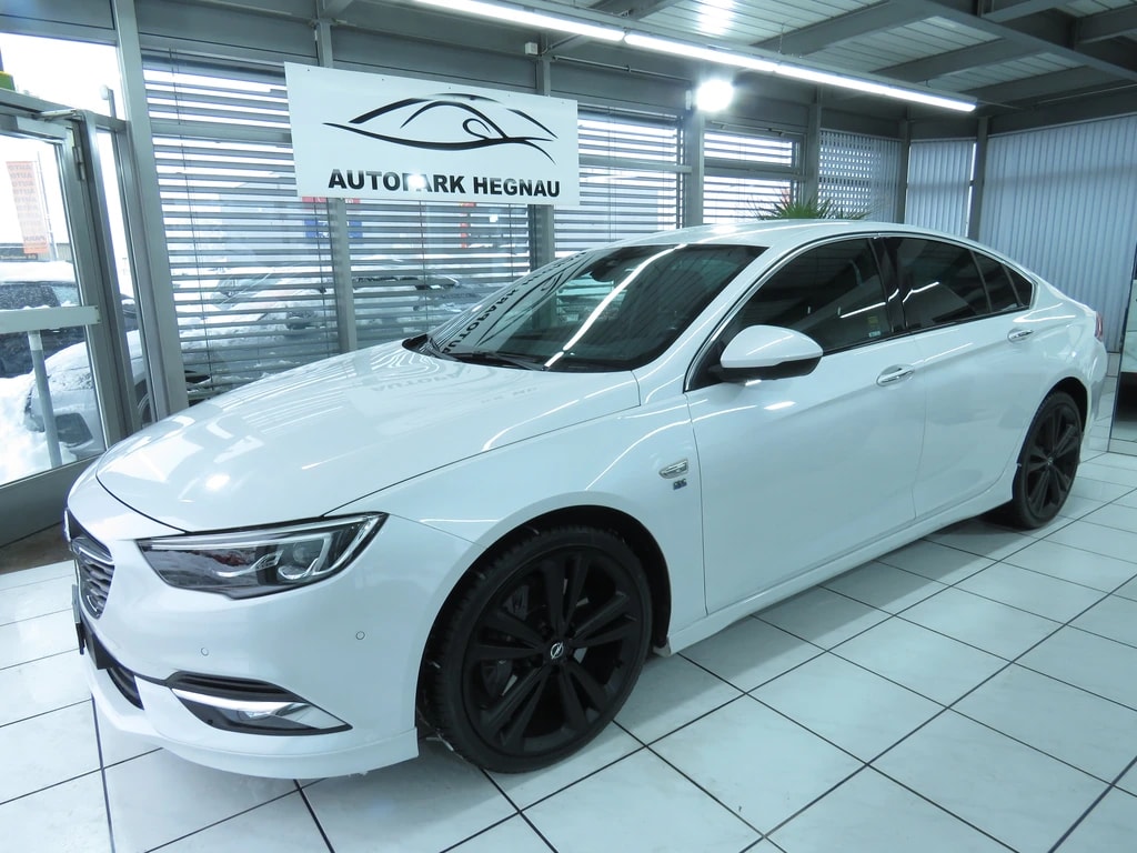 OPEL Insignia 2.0 T Grand Sport Excellence 4WD Automat.