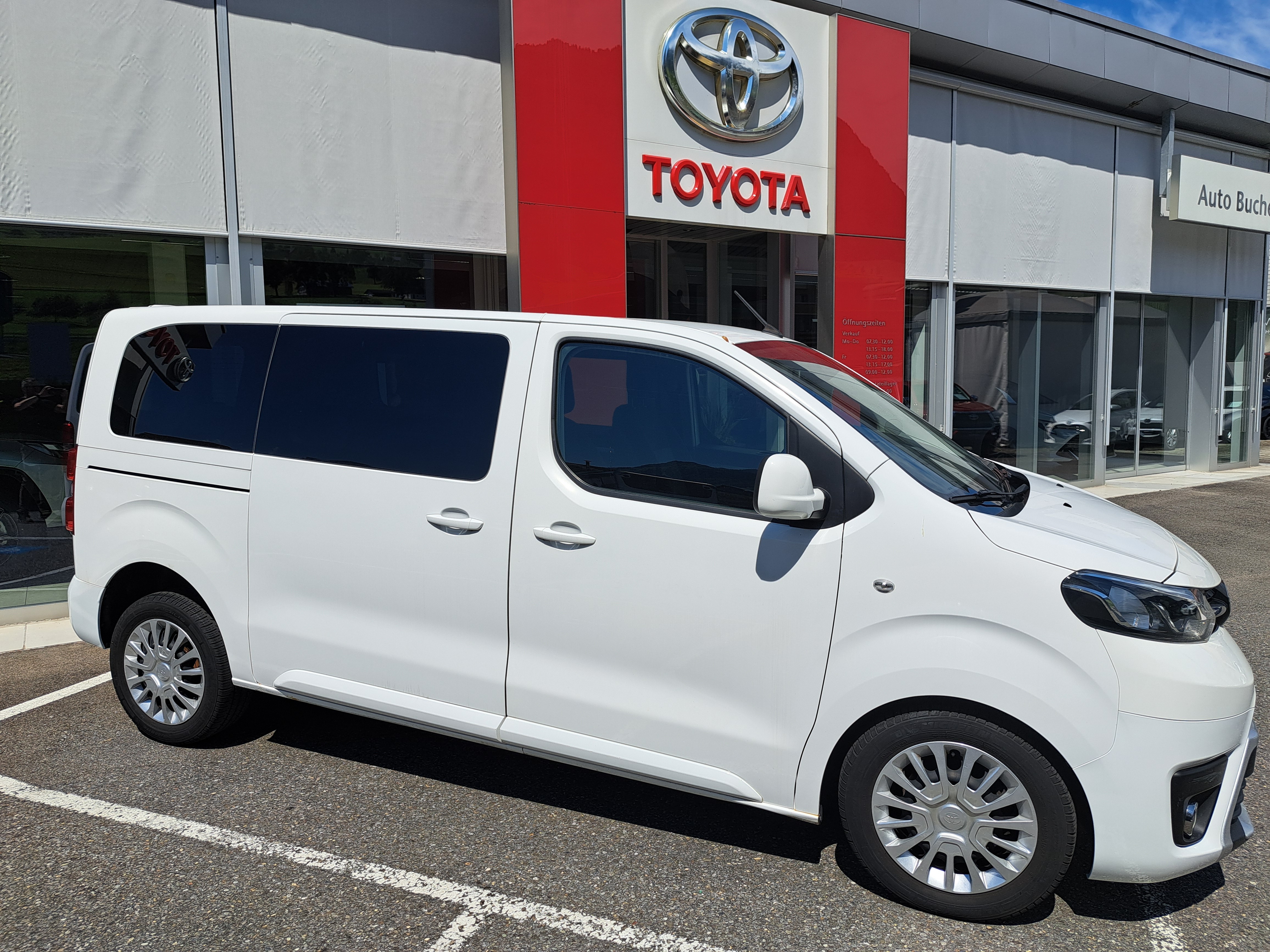 TOYOTA Proace Verso 2.0 D-4D Shuttle L1 Automatic