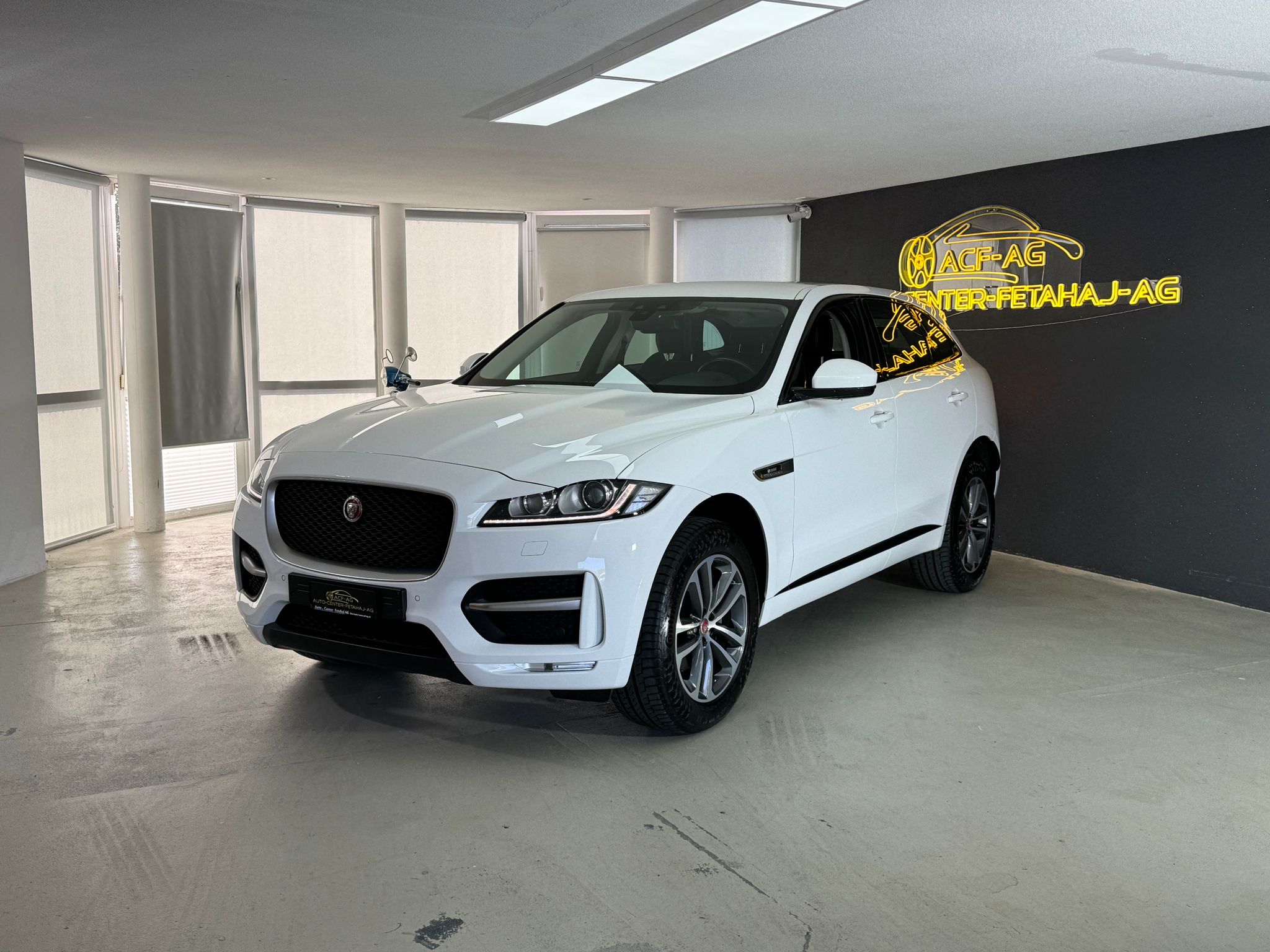 JAGUAR F-Pace 2.0d R-Sport AWD Automatik