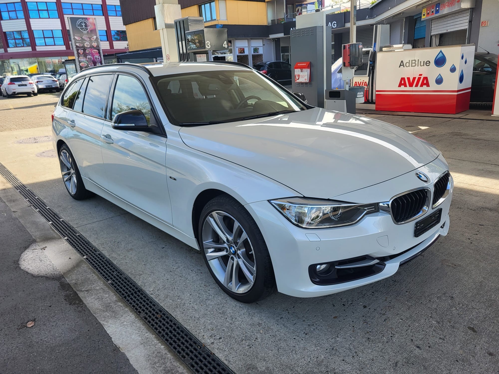 BMW 335i xDrive Touring Sport Line Steptronic