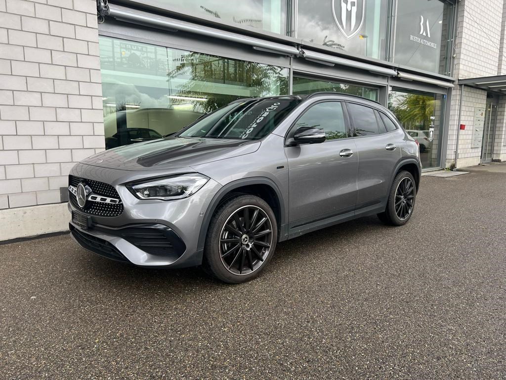 MERCEDES-BENZ GLA 250e AMG Line 8G-DCT