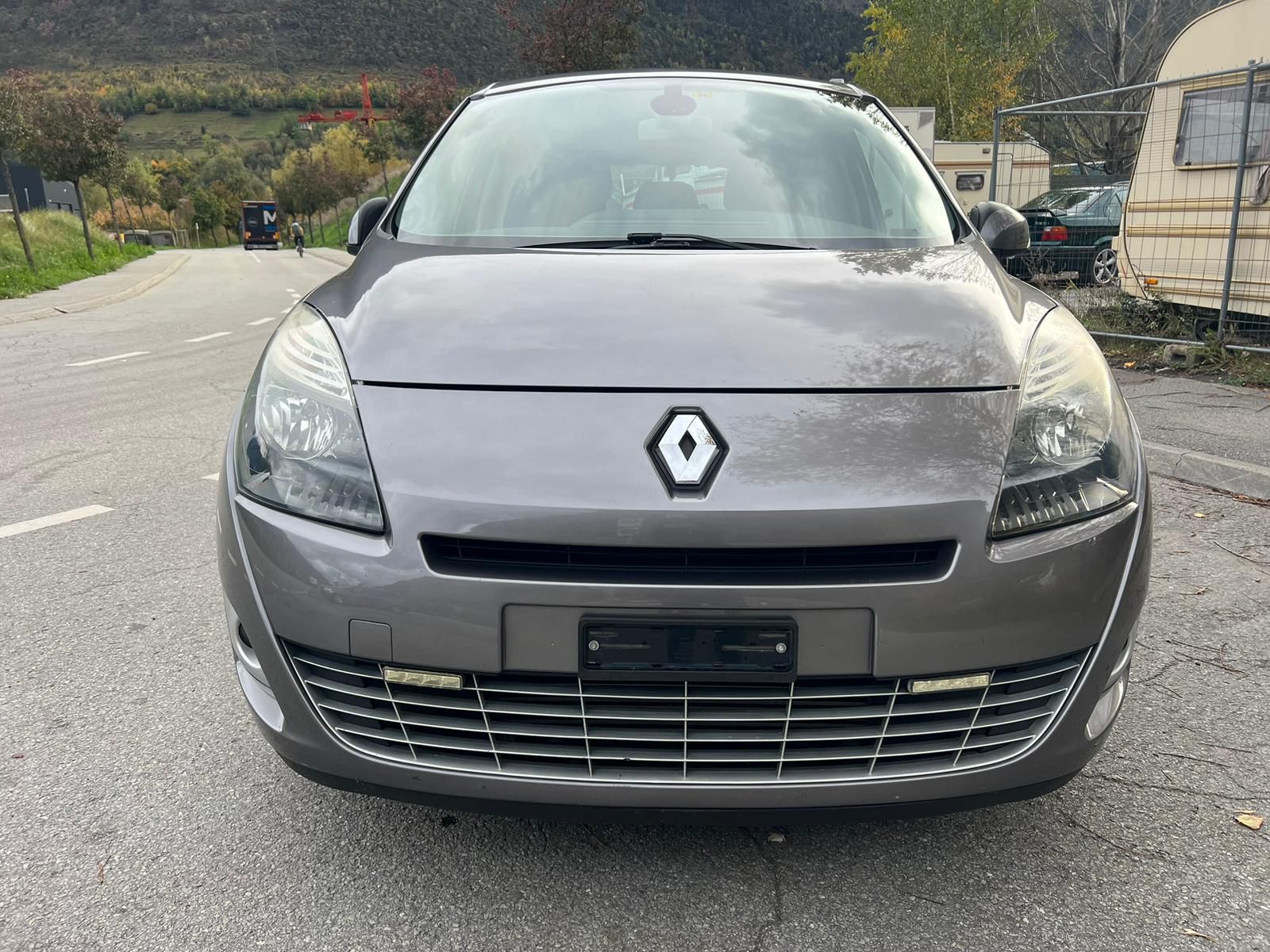 RENAULT Grand Scénic 1.5 dCi Expression EDC