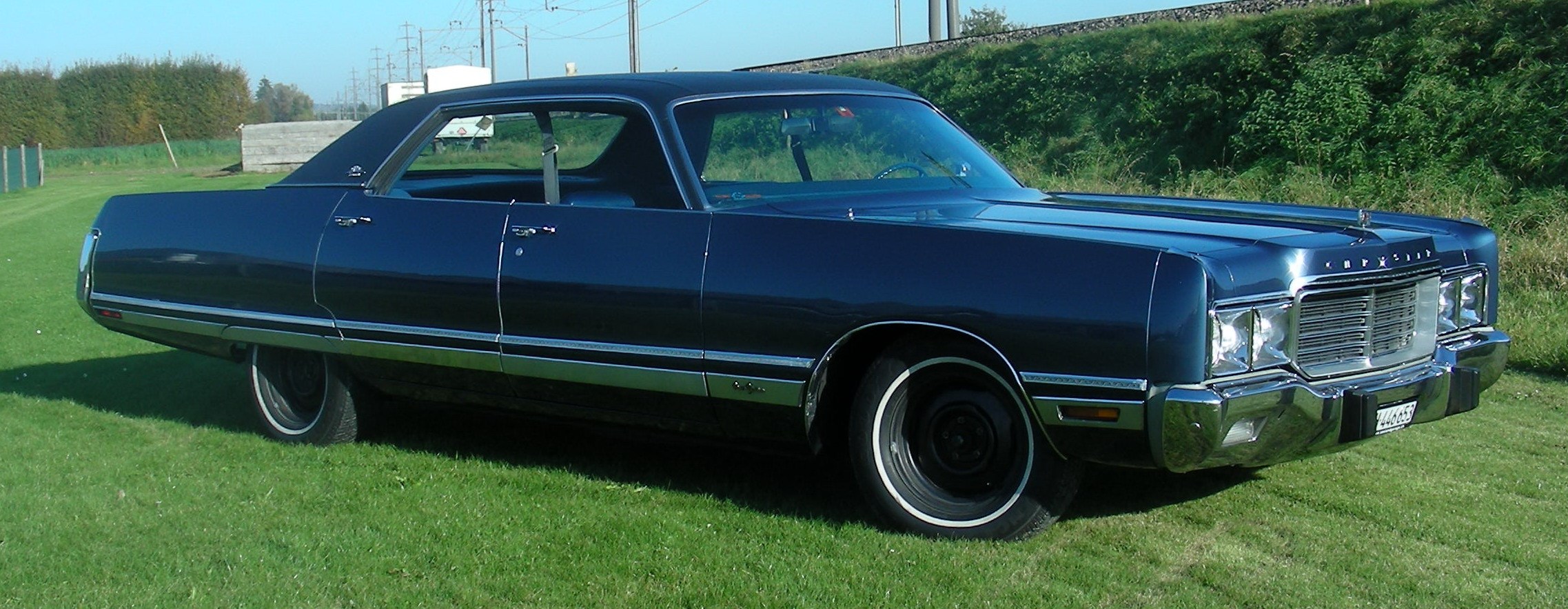 CHRYSLER NEW YORKER Brougham 440cu