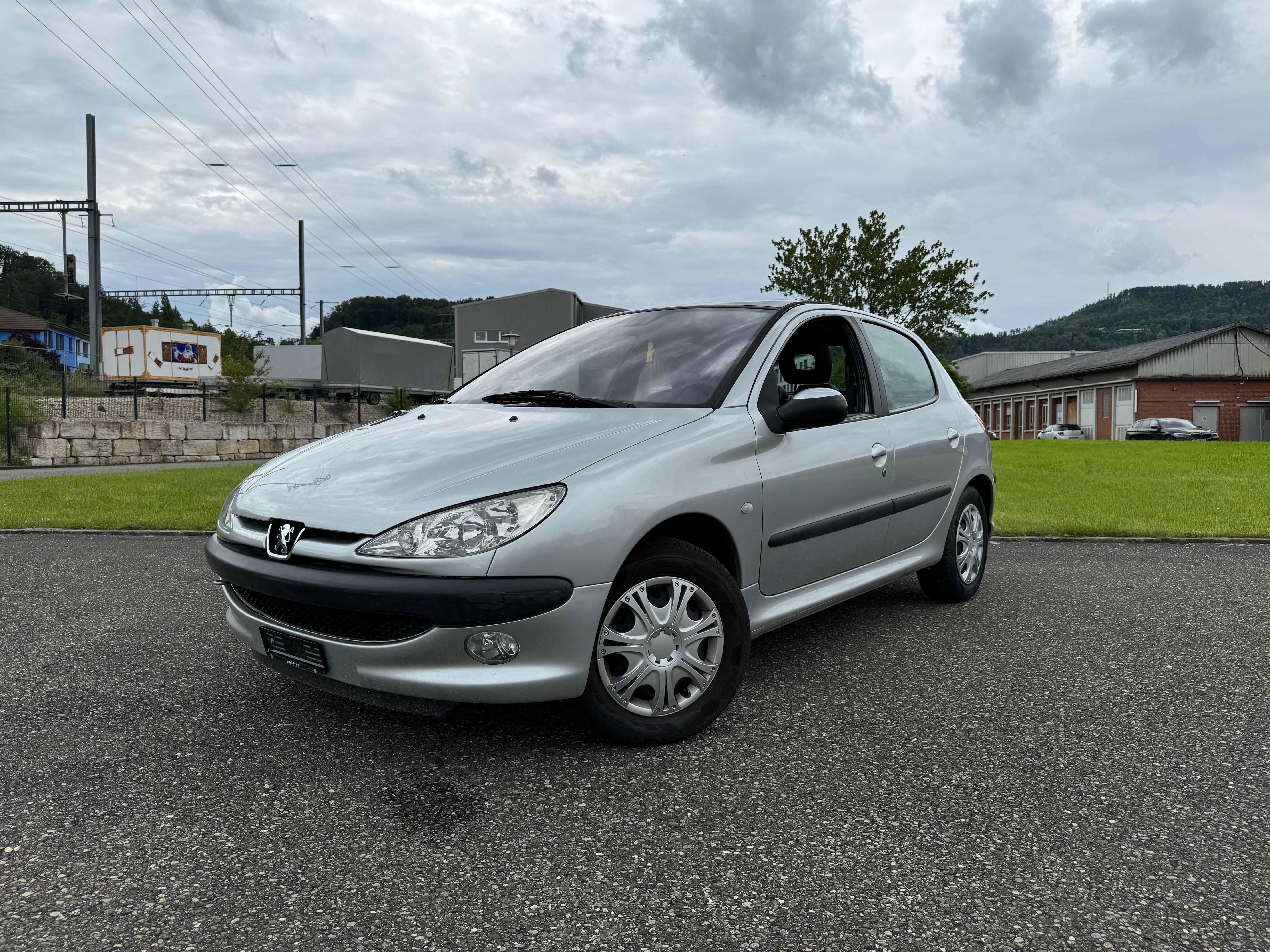 PEUGEOT 206