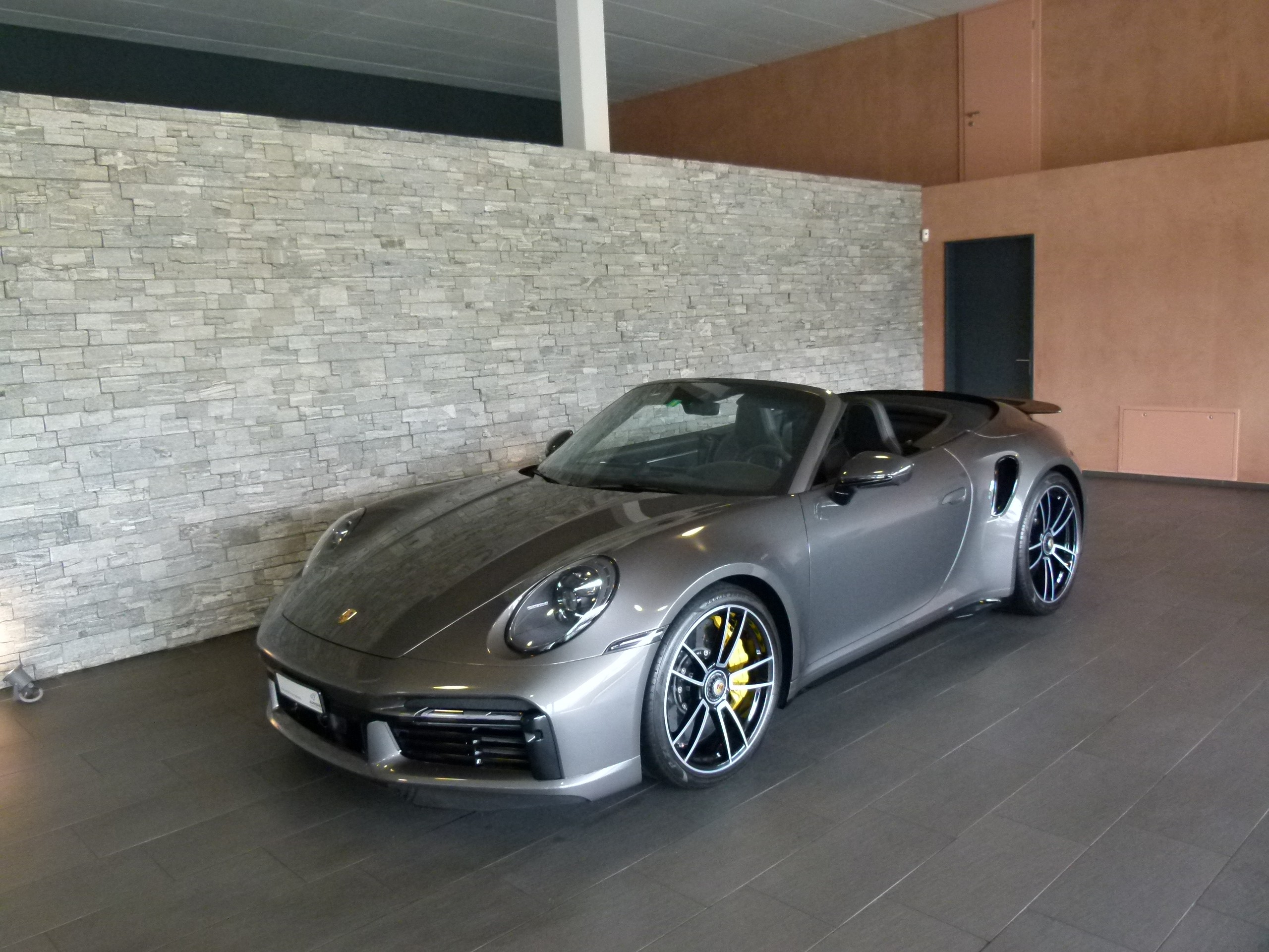 PORSCHE 911 Turbo S Cabriolet PDK