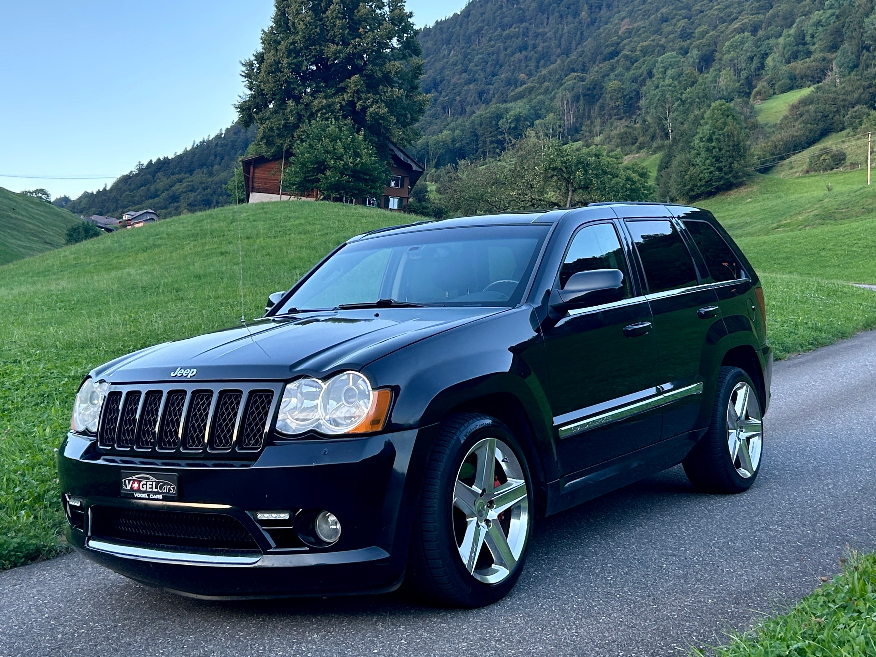 JEEP SRT8