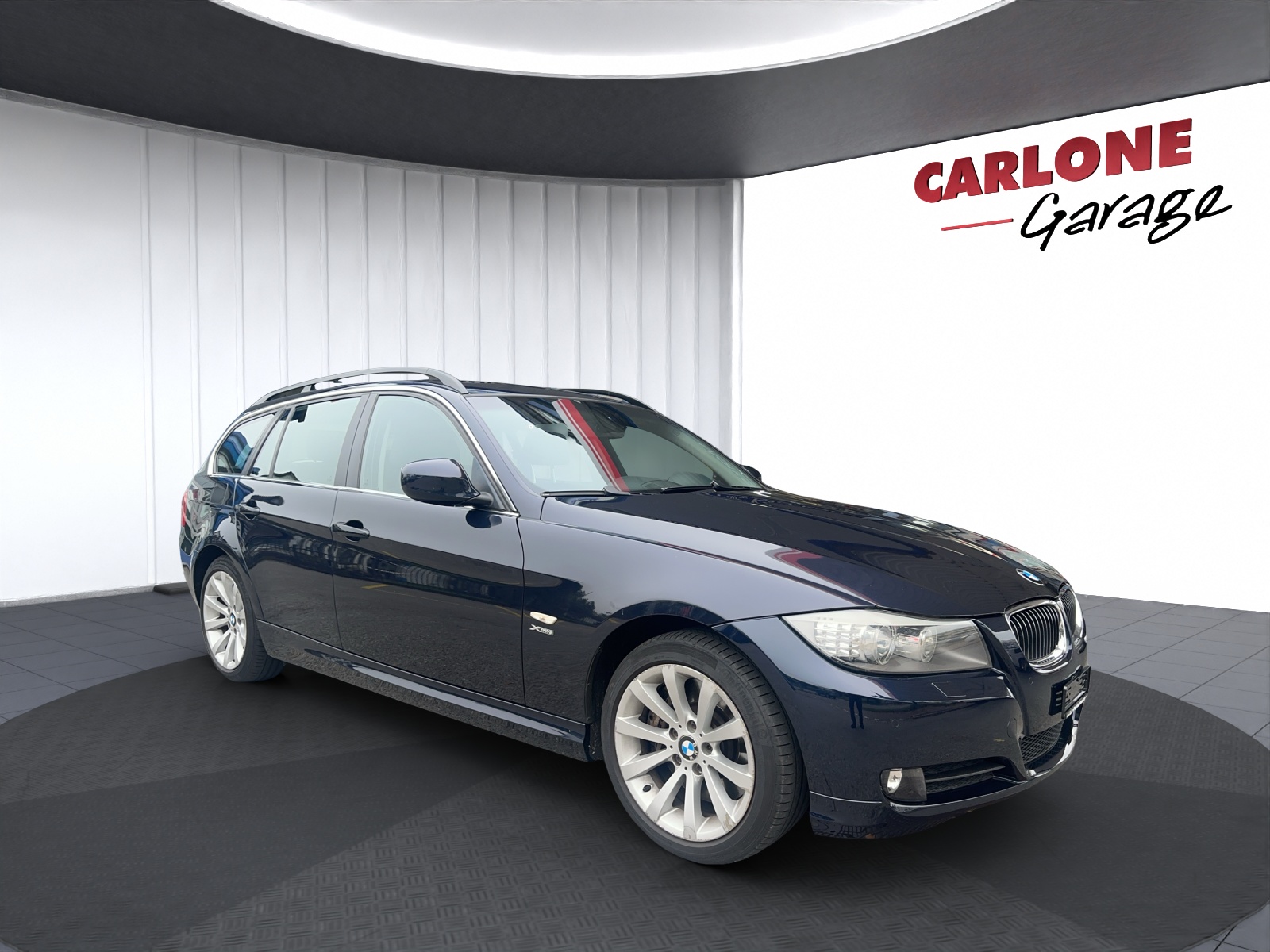 BMW 330i xDrive Touring