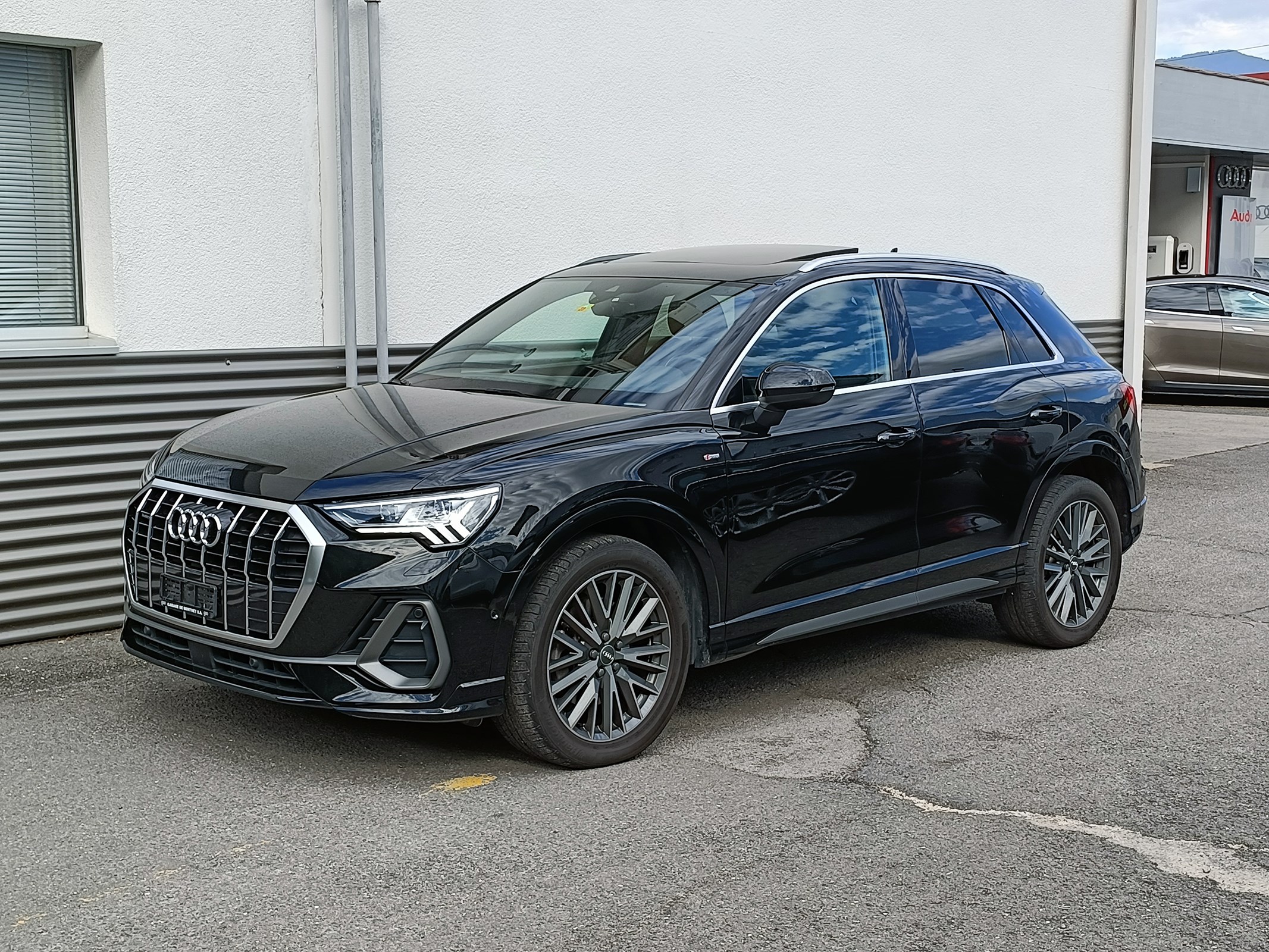 AUDI Q3 45 TFSI S line quattro S-tronic