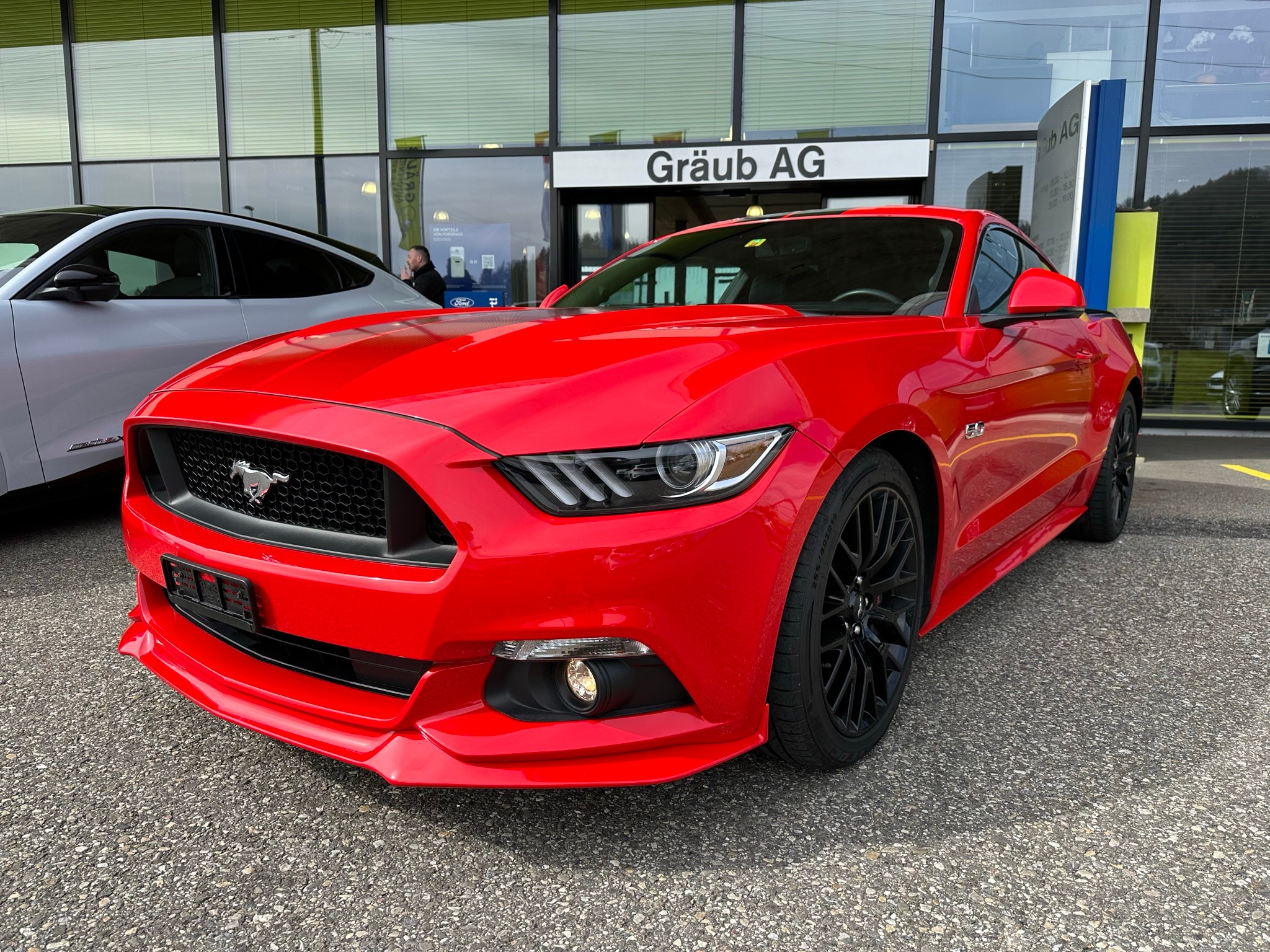 FORD Mustang Fastback 5.0 V8 GT Automat