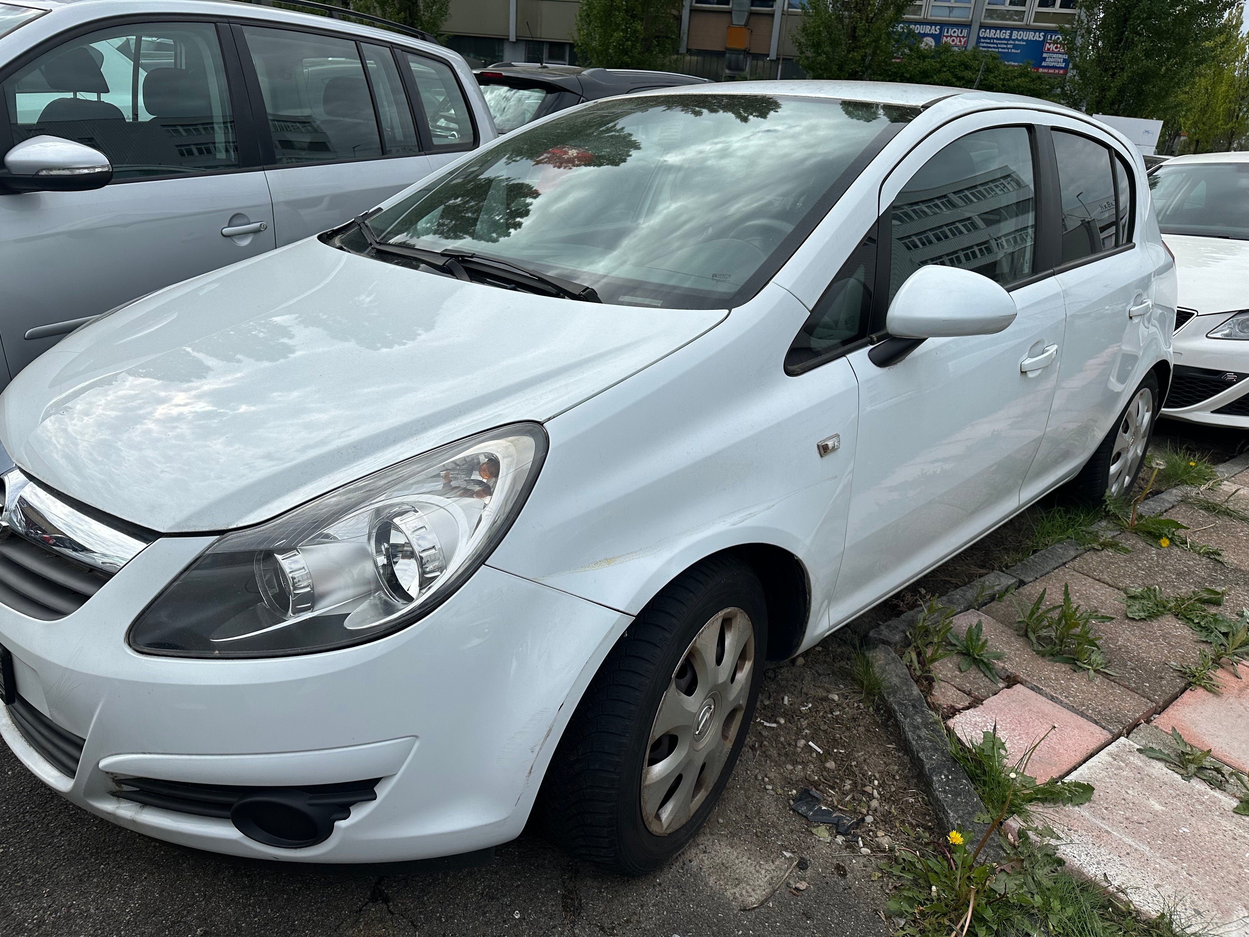 OPEL Corsa 1.4 TP Color Edition