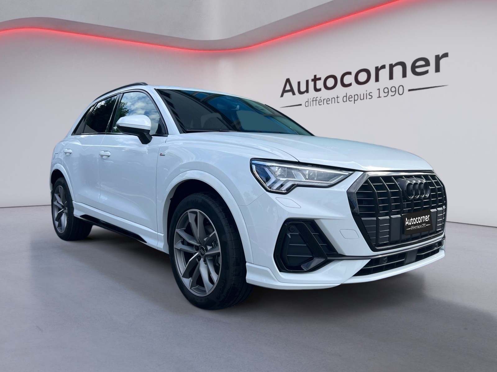 AUDI Q3 35 TFSI S line Attraction S-tronic