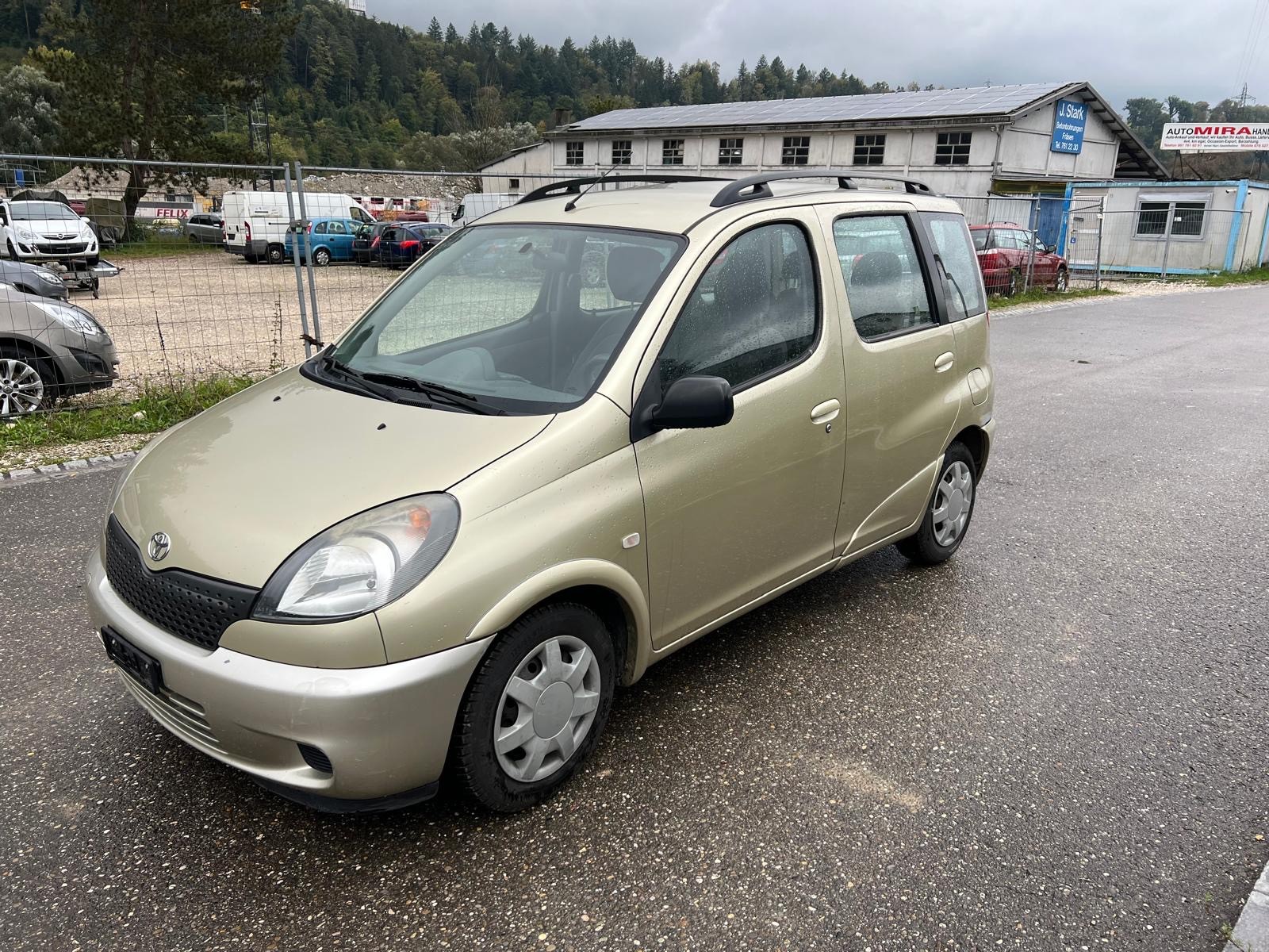 TOYOTA Yaris Verso 1.3 Linea Sol