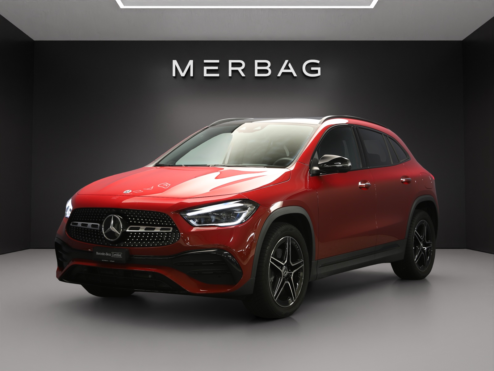 MERCEDES-BENZ GLA 250e AMG Line 8G-DCT