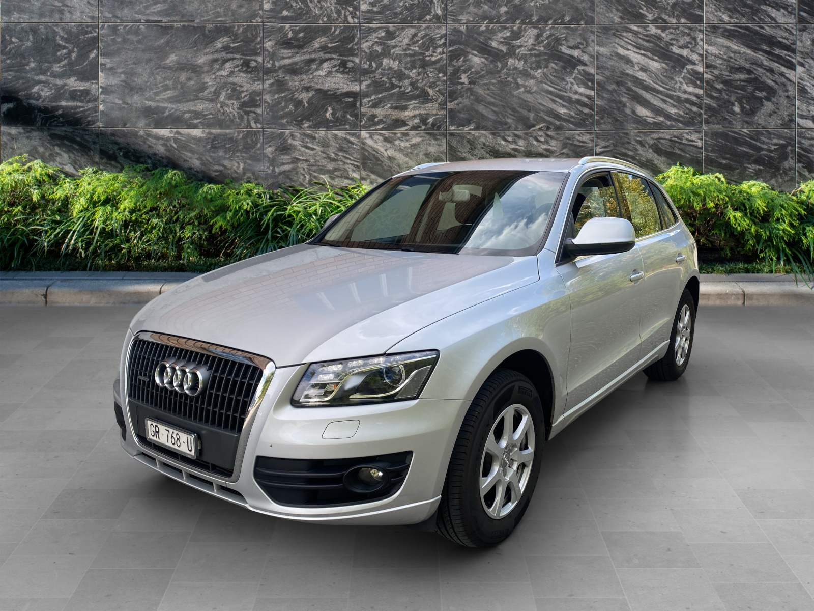 AUDI Q5 2.0 TDI quattro