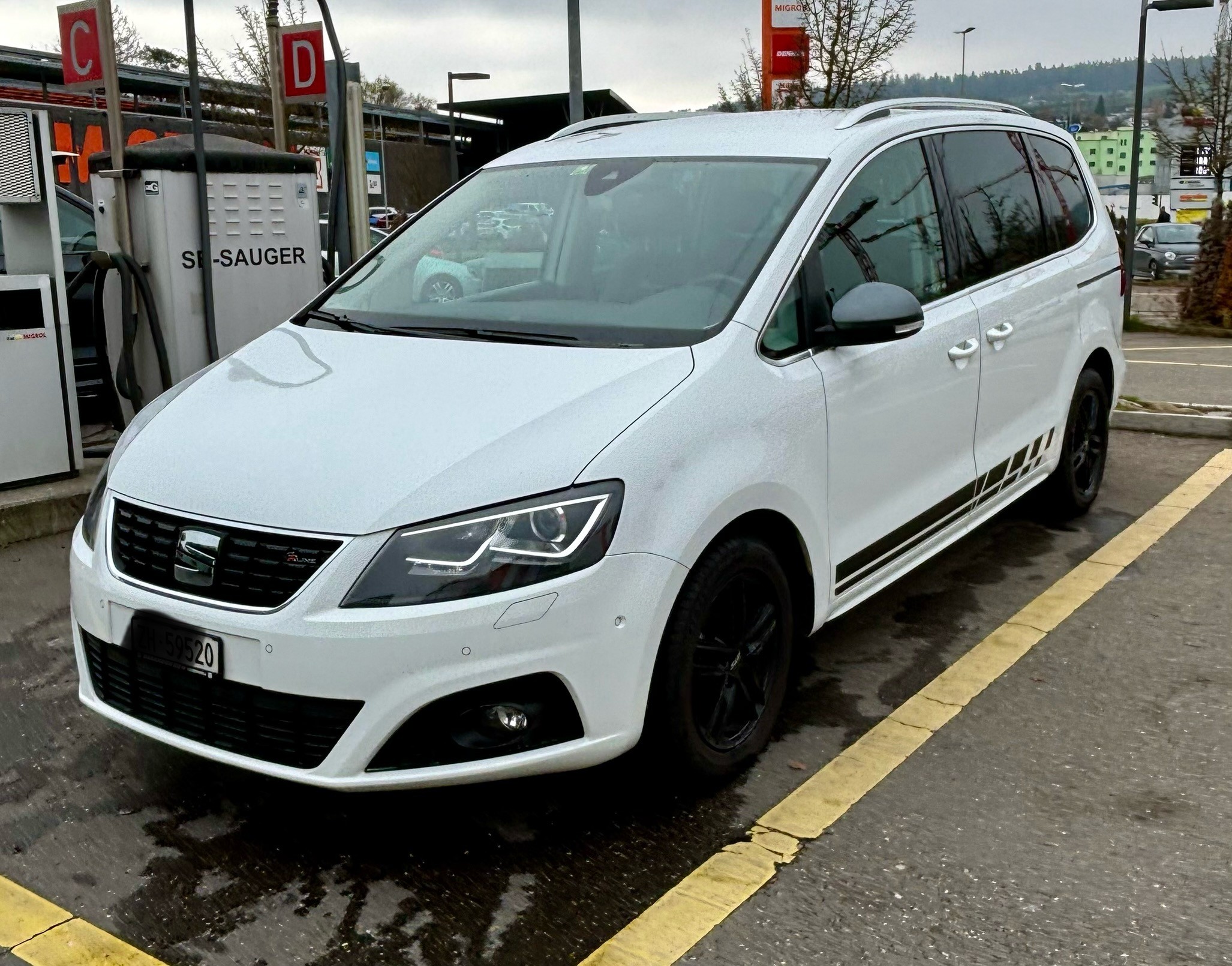 SEAT Alhambra 2.0 TDI 4Drive SWISS FR