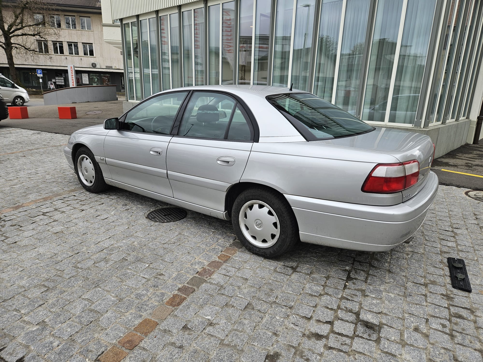 OPEL Omega 2.2i 16V Elegance