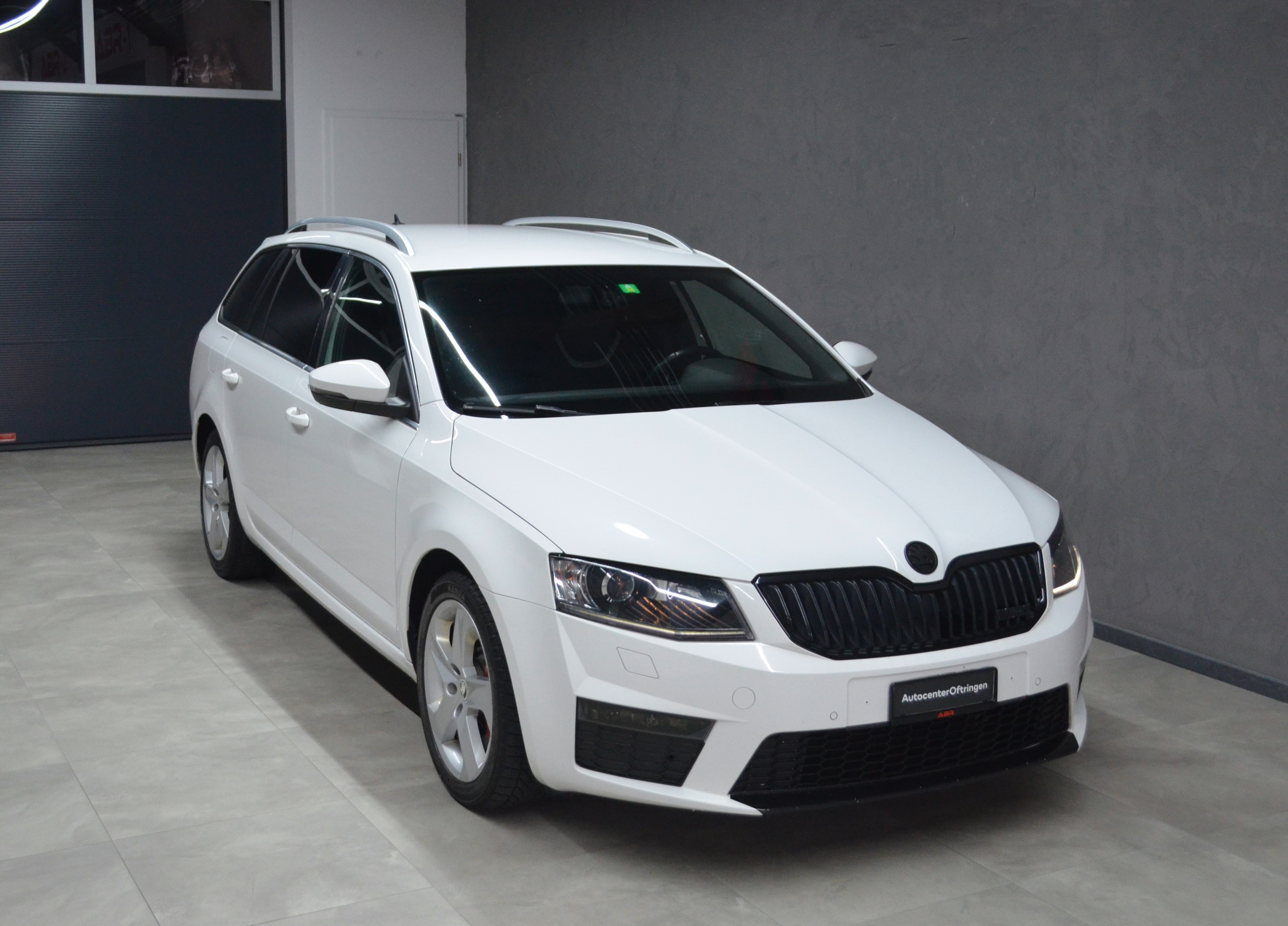 SKODA Octavia Combi 2.0 TSI RS DSG