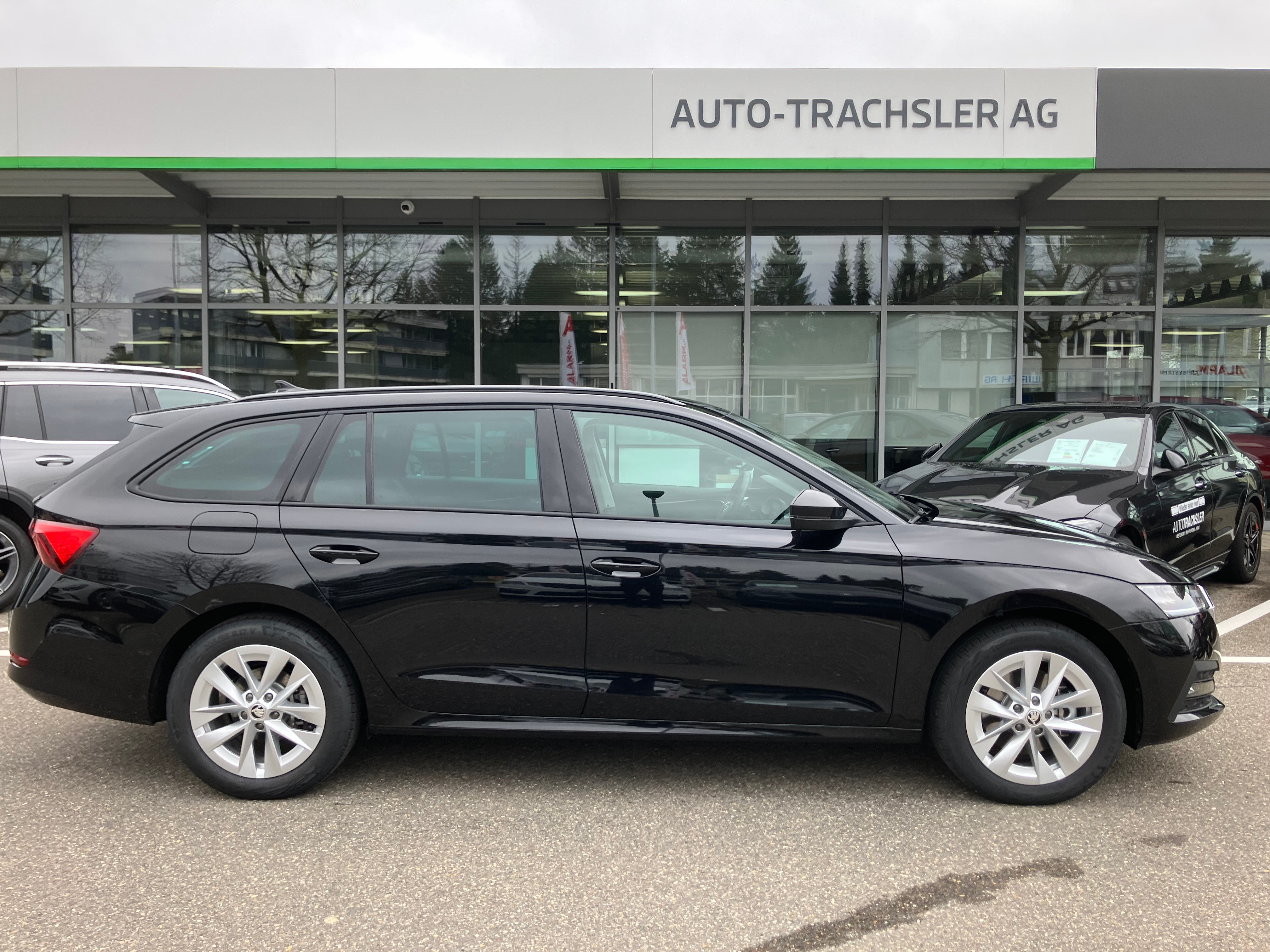 SKODA Octavia Combi 1.5 TSI mHEV DSG Ambition