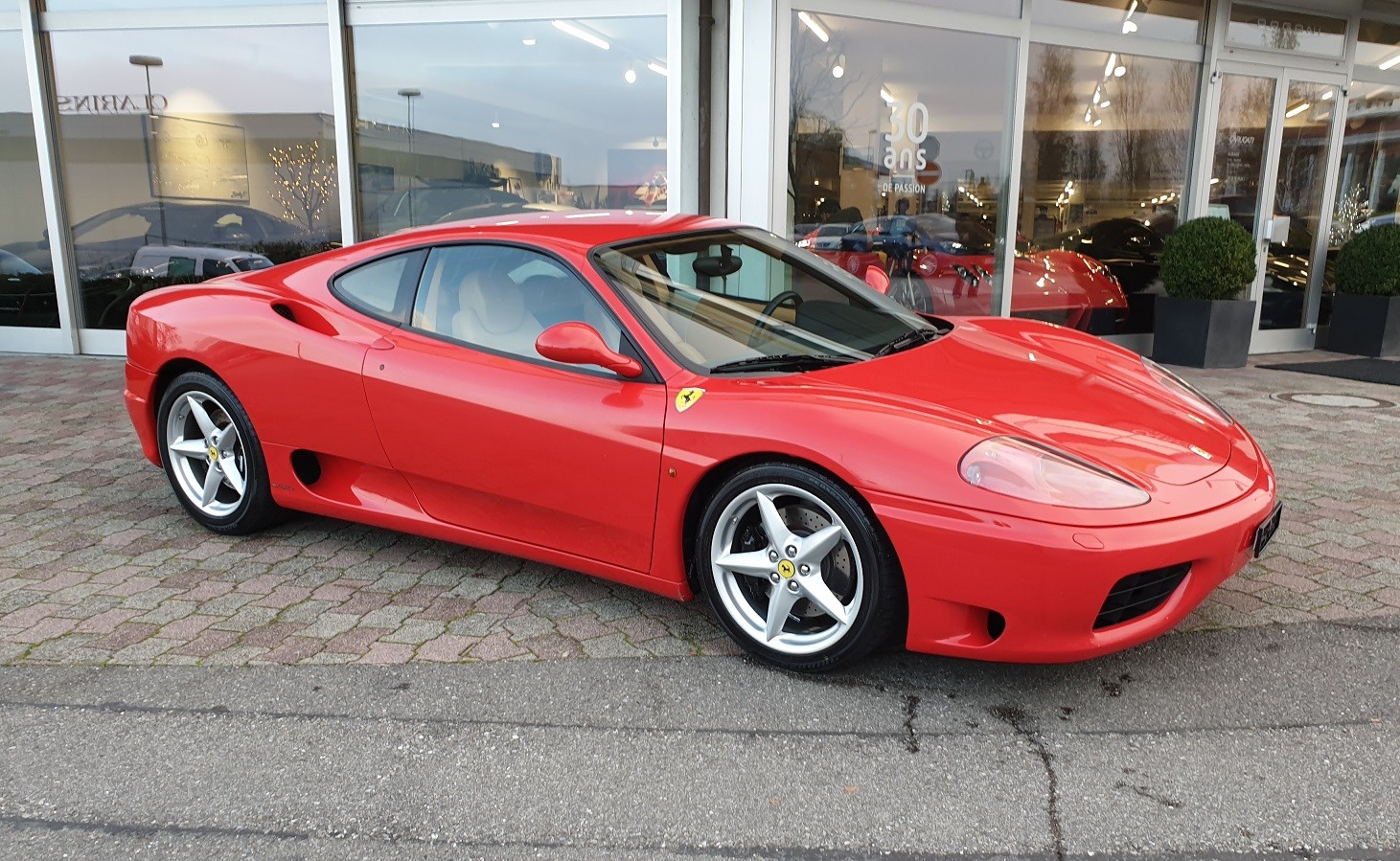 FERRARI F360 Modena Berlinetta