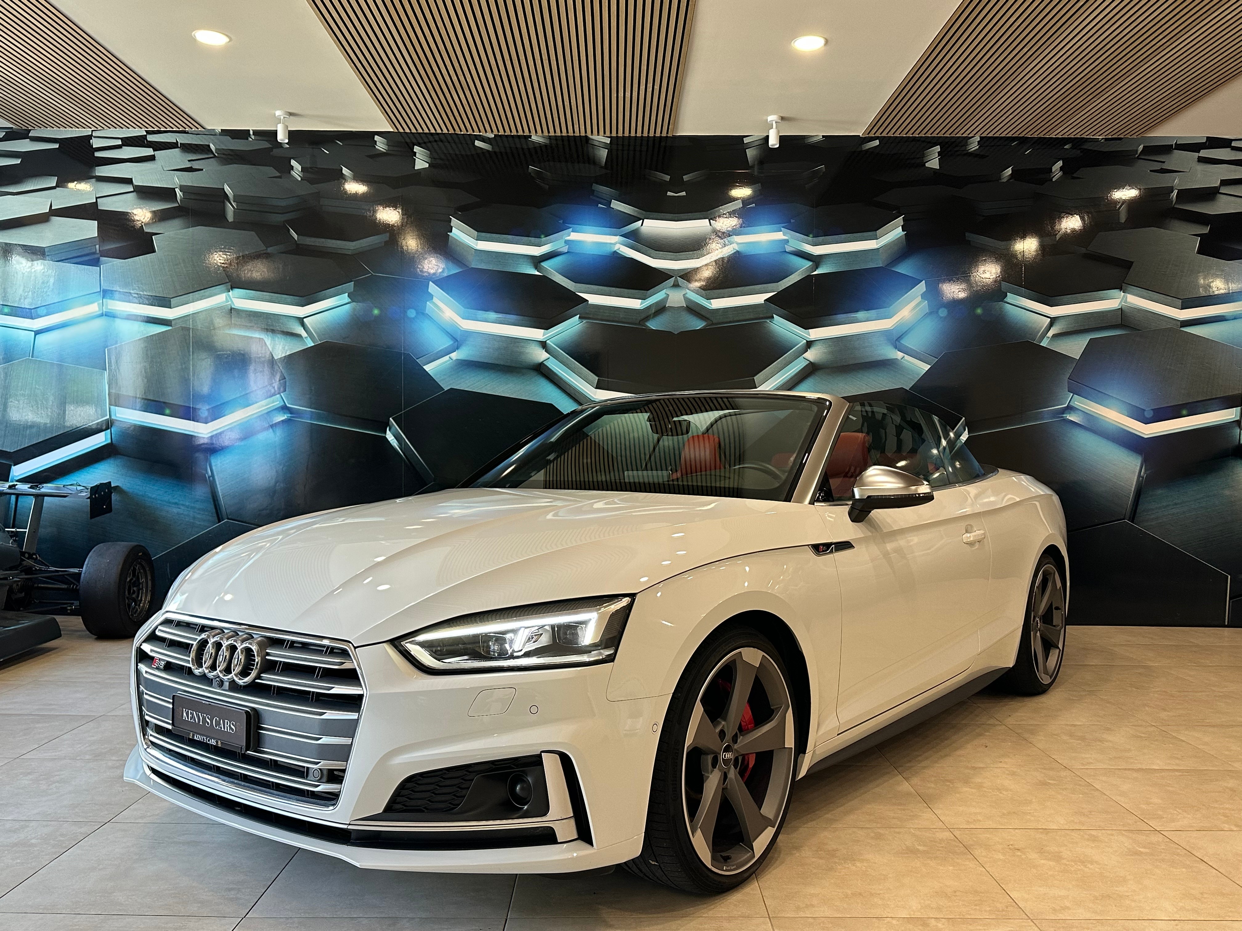 AUDI S5 Cabriolet 3.0 TFSI quattro tiptronic