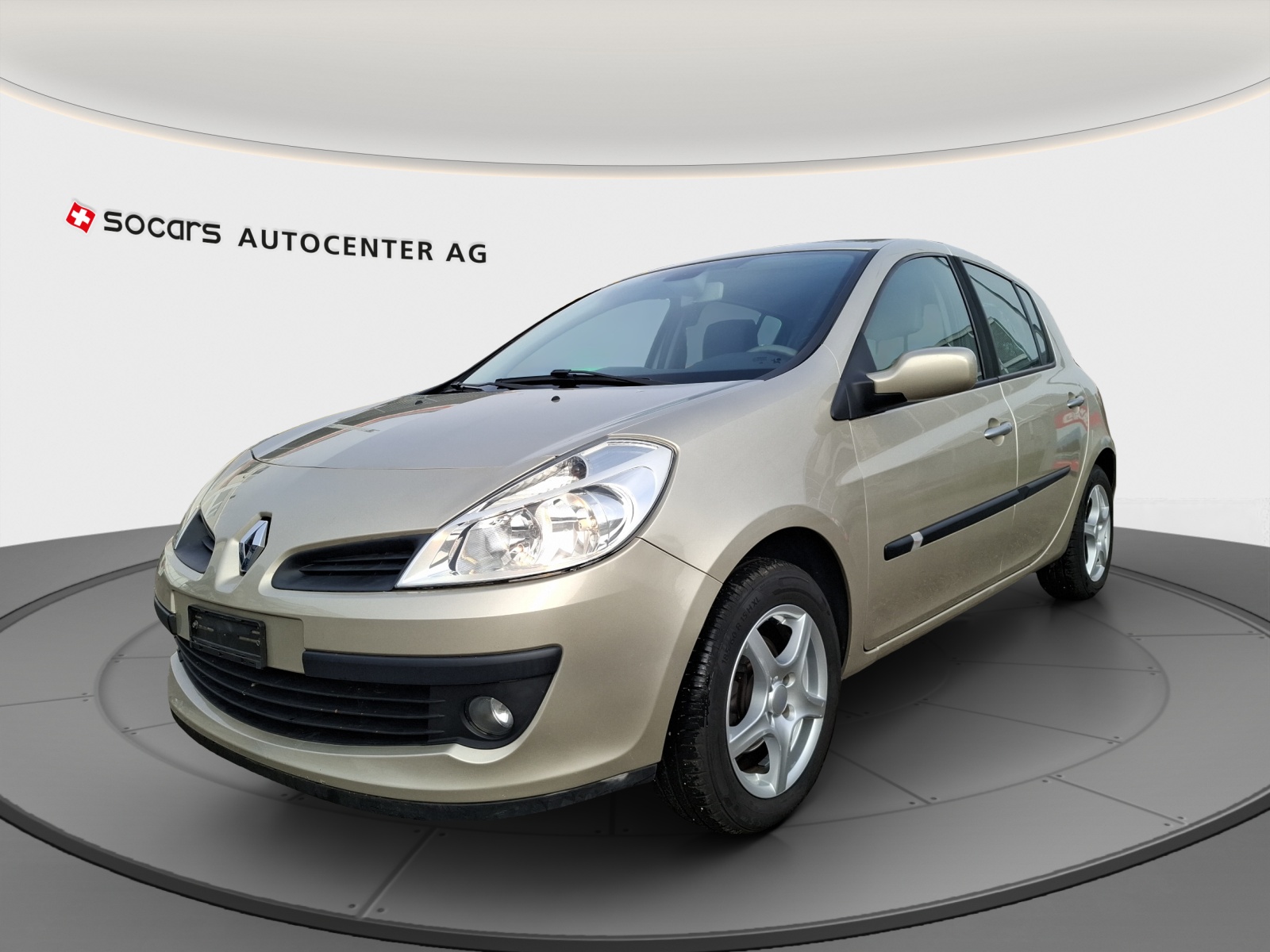 RENAULT Clio 1.6 16V Dynamique