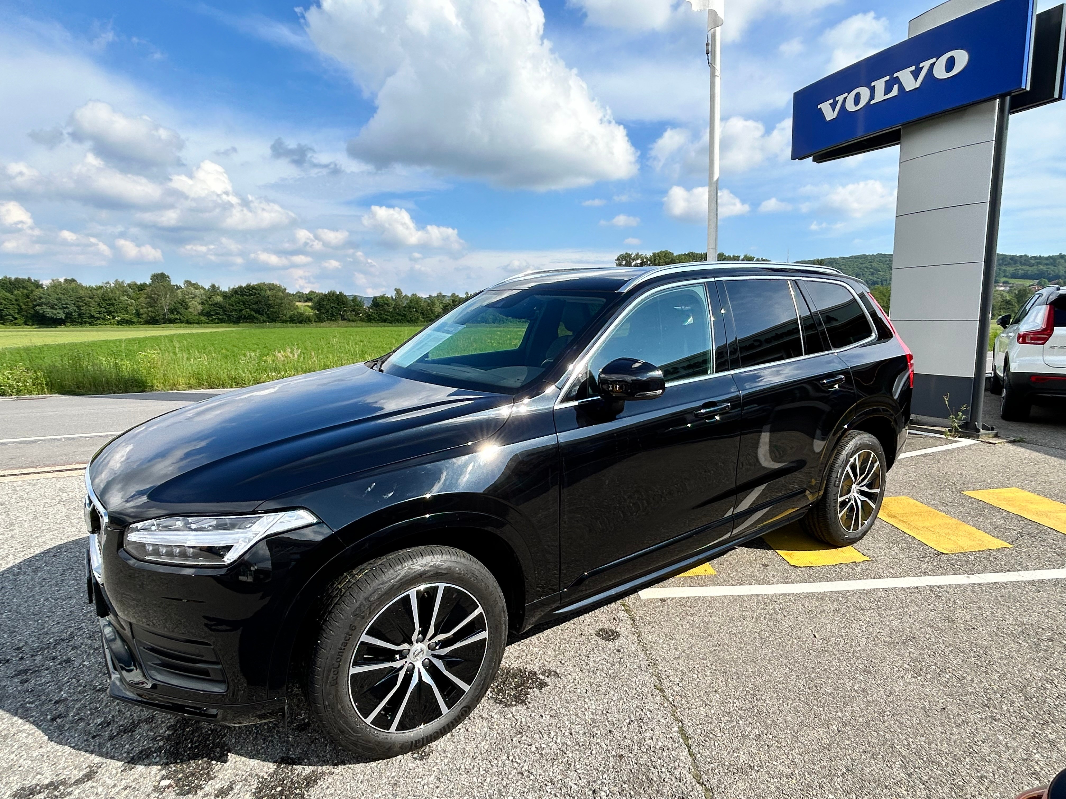 VOLVO XC90 B5 Diesel Mild Hybrid AWD Momentum Geartronic