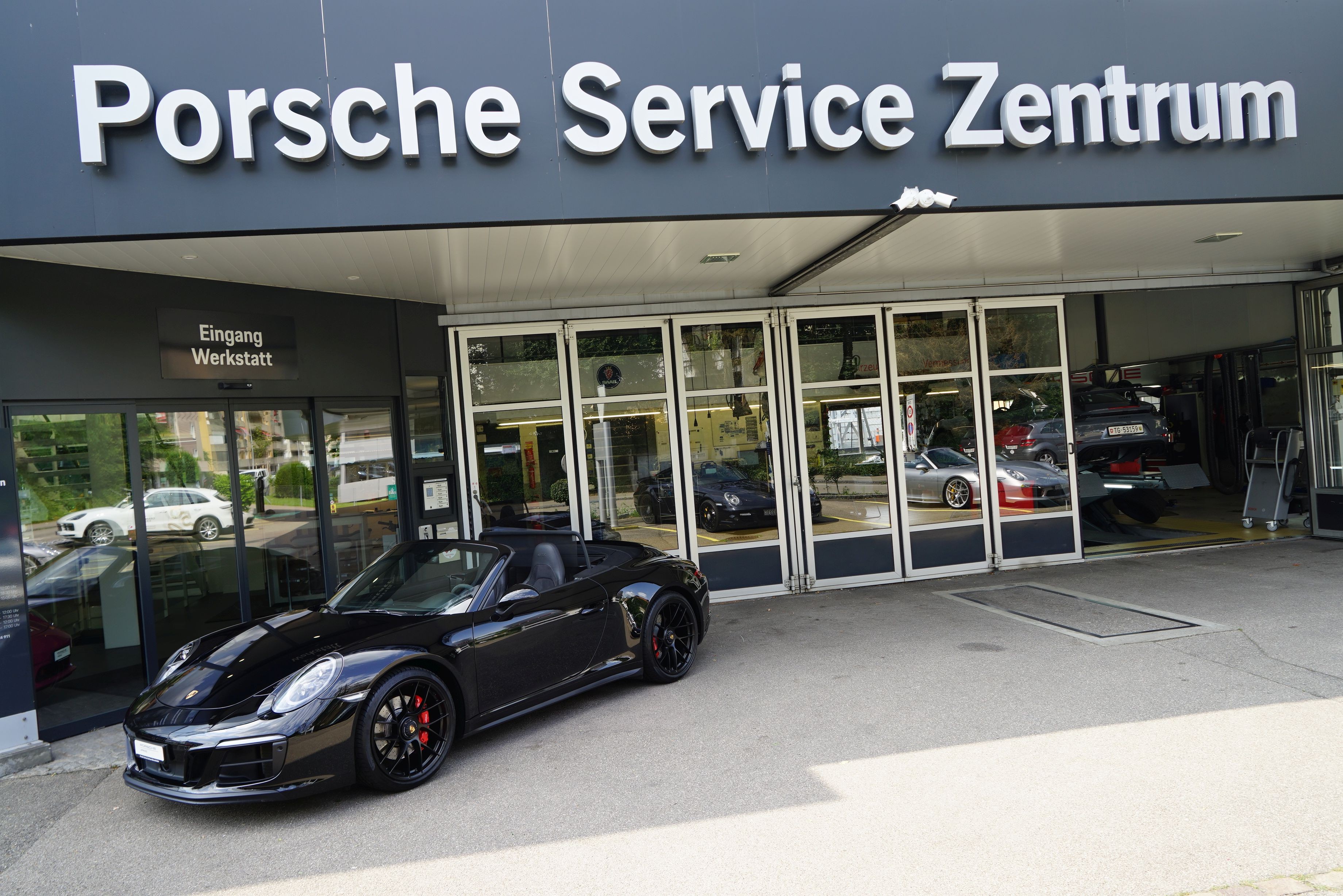 PORSCHE 911 Cabrio Carrera GTS PDK