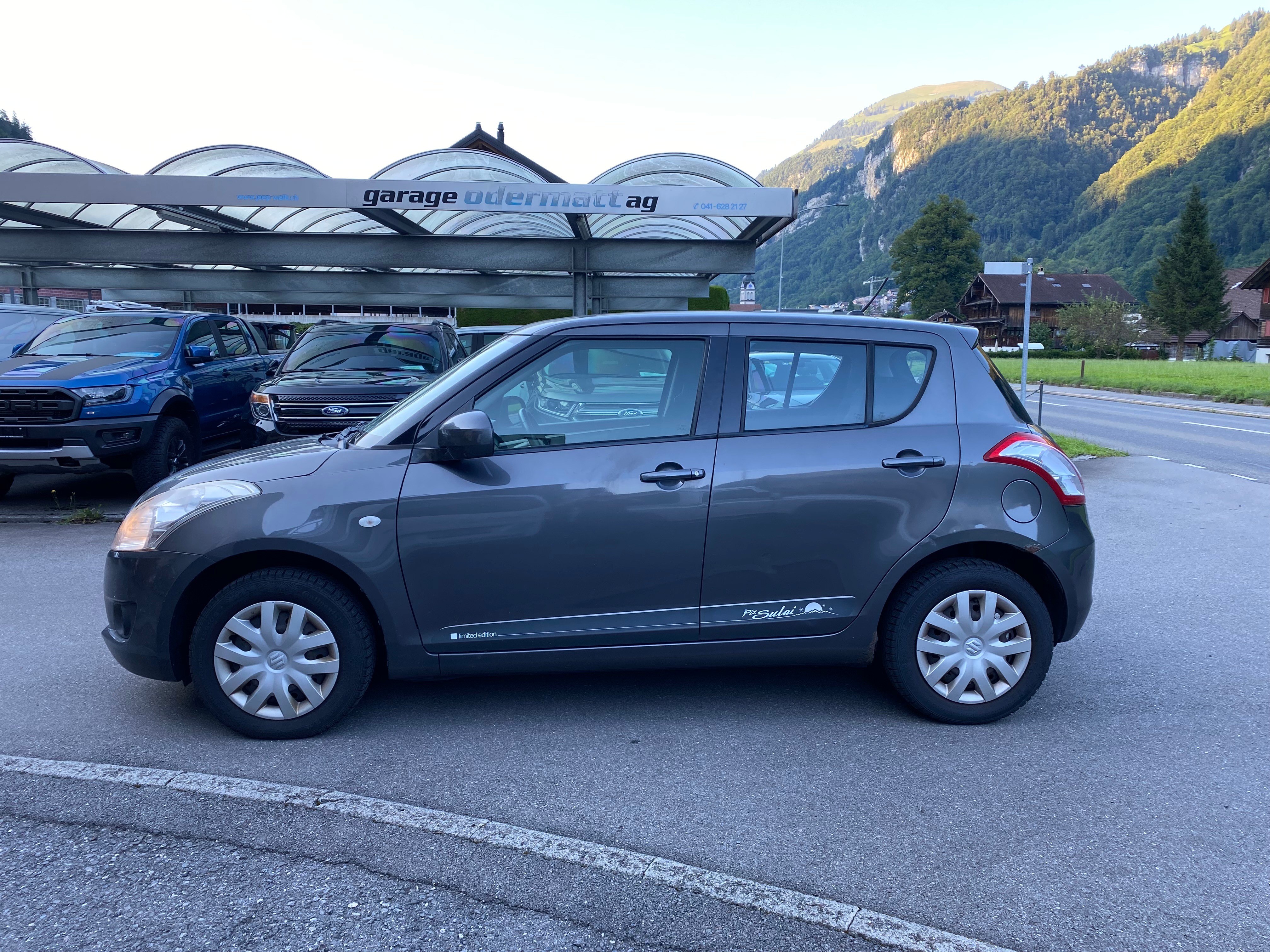 SUZUKI Swift 1.2i 16V GL Piz Sulai 4x4