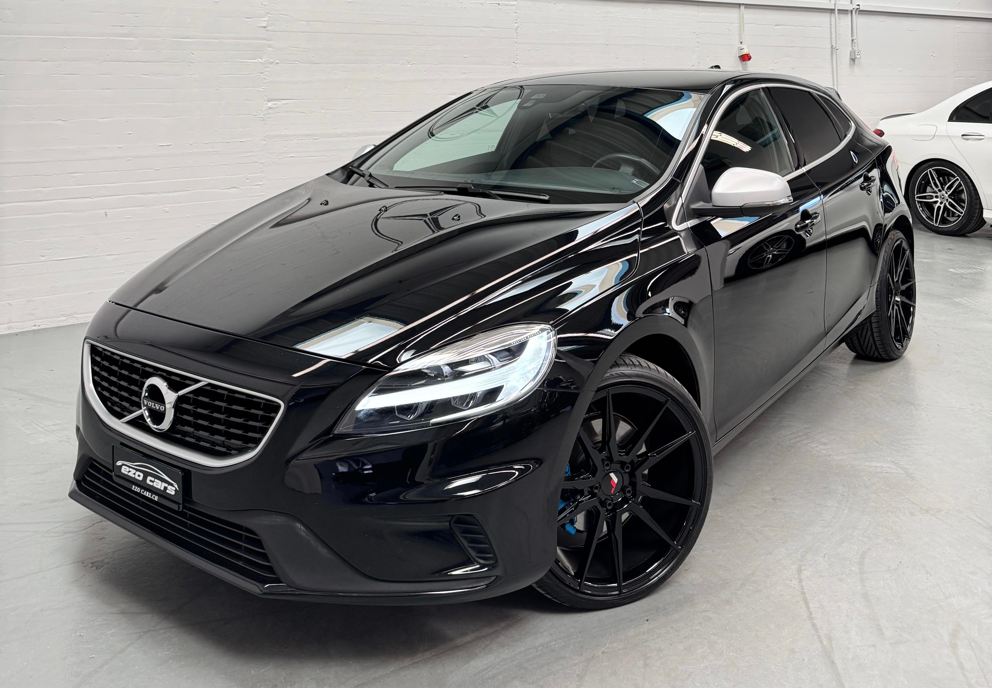 VOLVO V40 T3 Dynamic Edition R Design CH-Fahrzeug 10Jahre od. 150000km Gratisservice