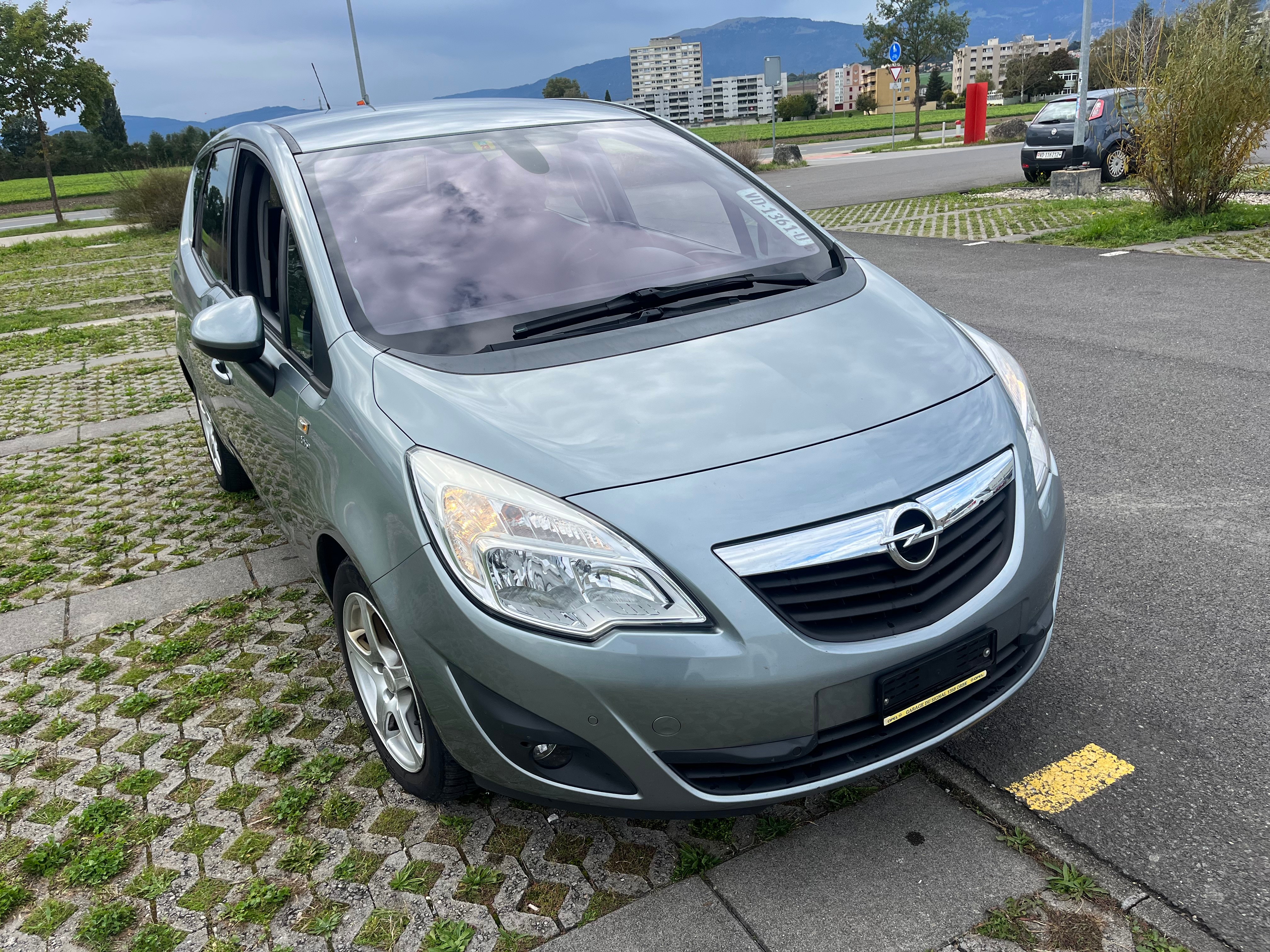 OPEL Meriva 1.4 Turbo Cosmo