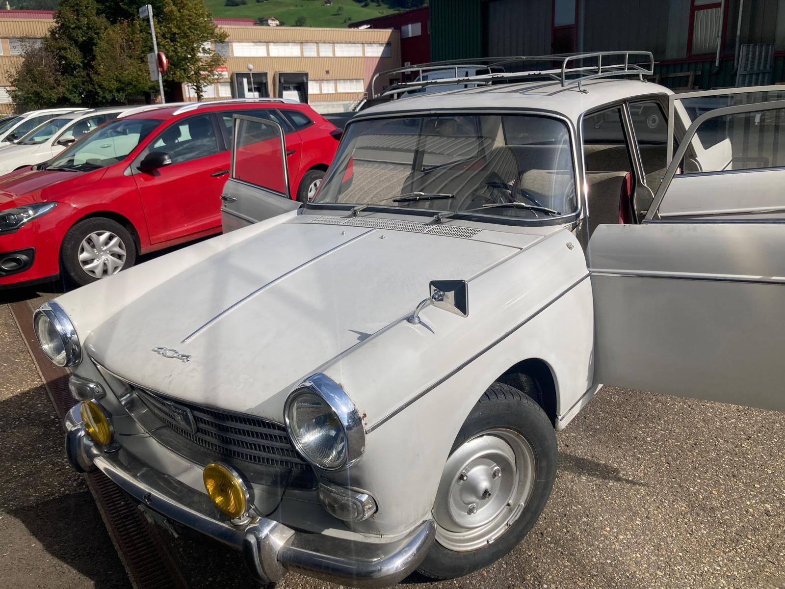 PEUGEOT Peugeot 404