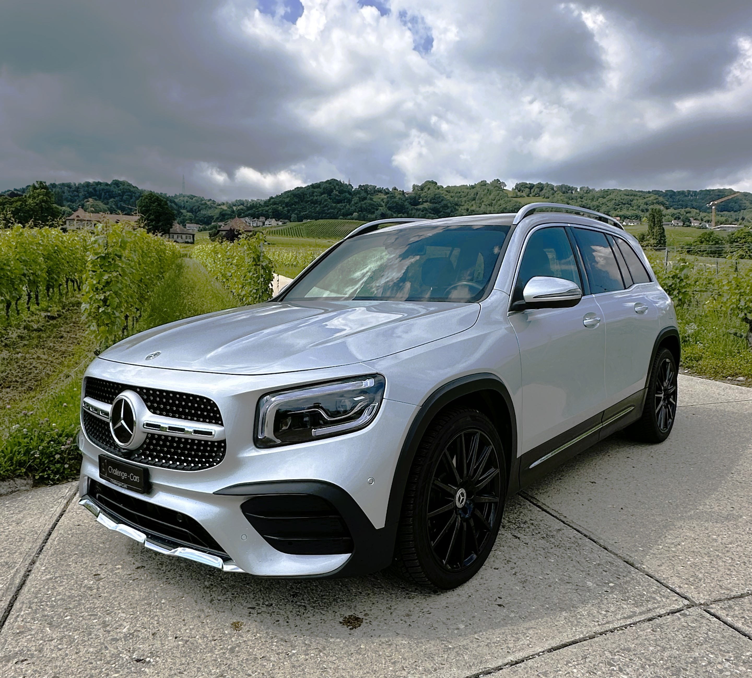 MERCEDES-BENZ GLB 250 4Matic AMG Line 8G-Tronic