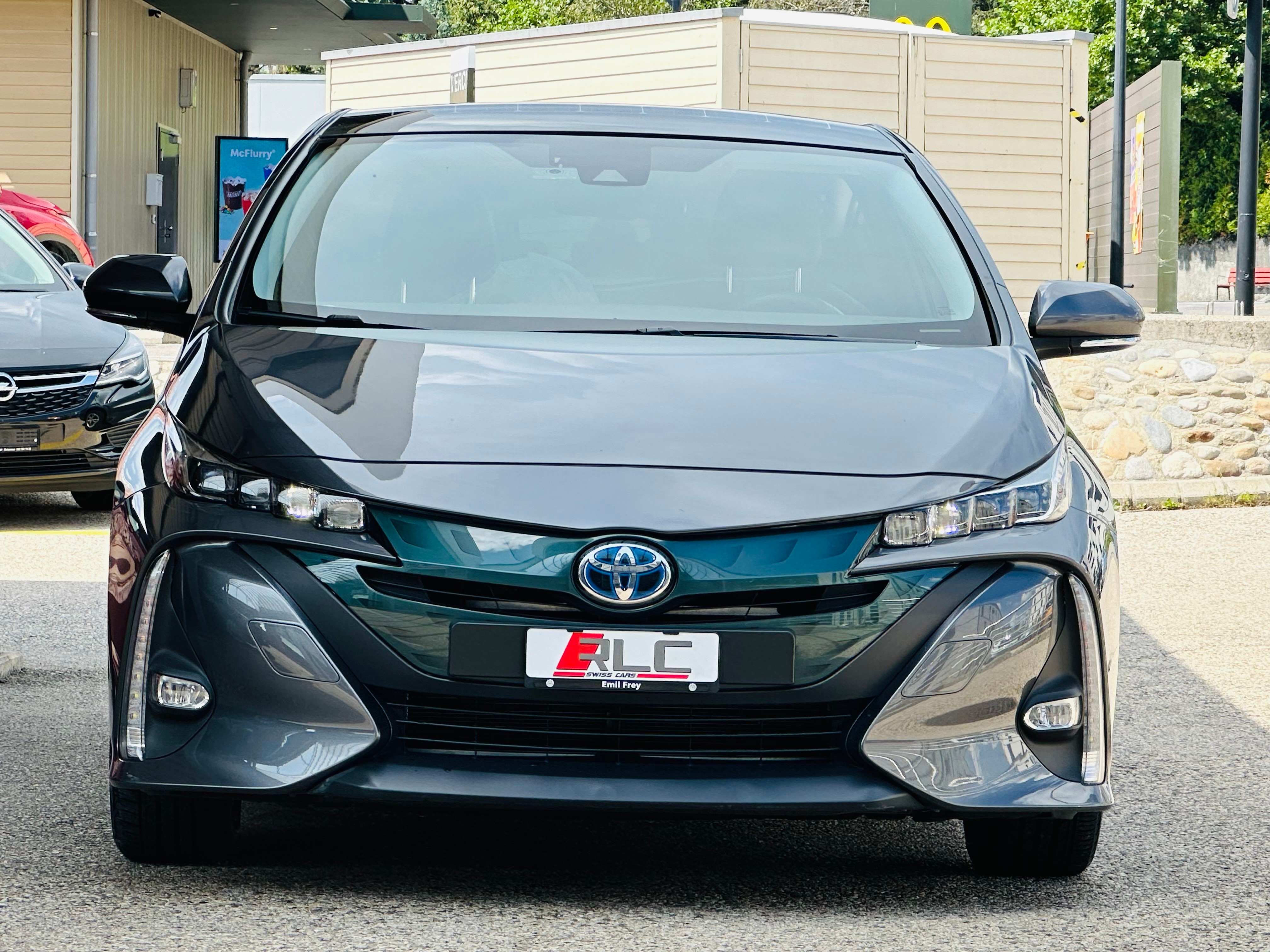 TOYOTA Prius 1.8 VVT-i Plug-in Hybrid Solar