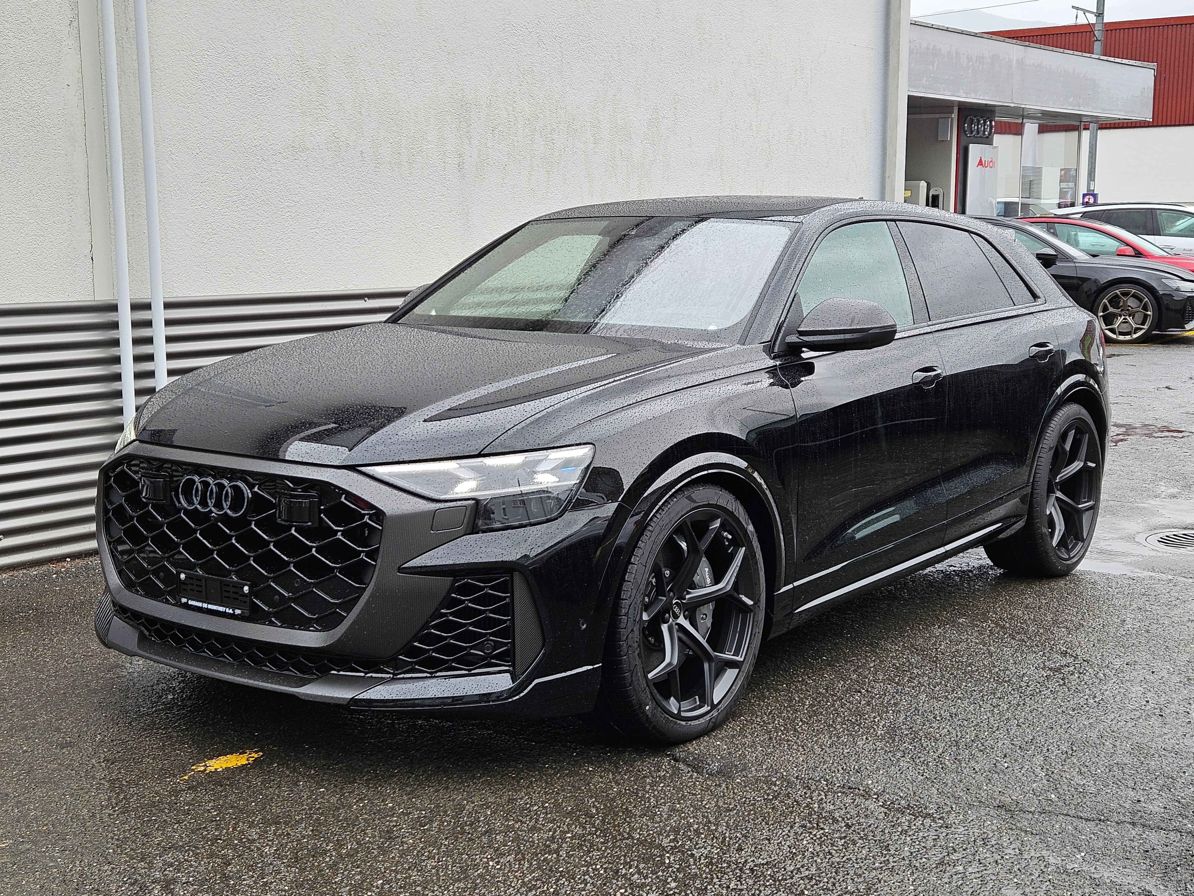 AUDI RSQ8 performance quattro