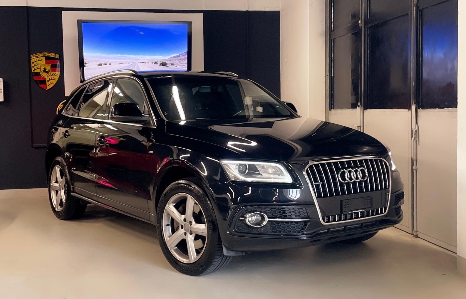 AUDI Q5 3.0 TDI quattro S-tronic