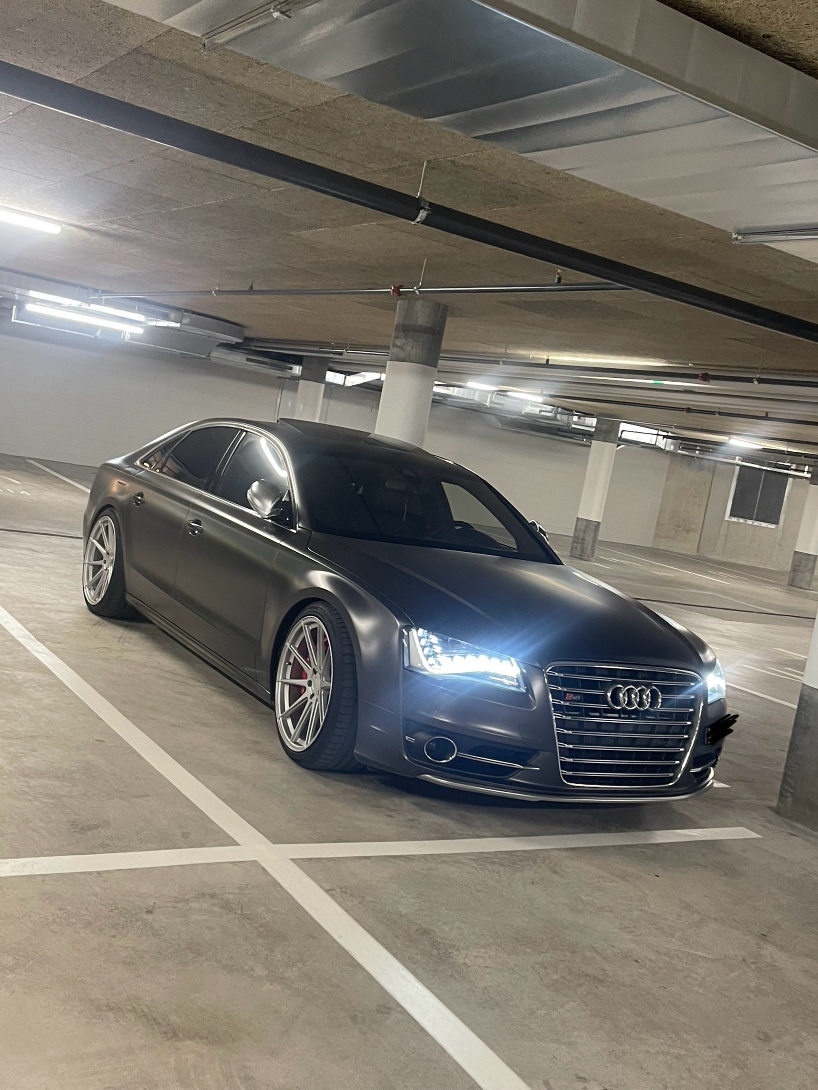 AUDI S8 4.0 TFSI V8 quattro tiptronic