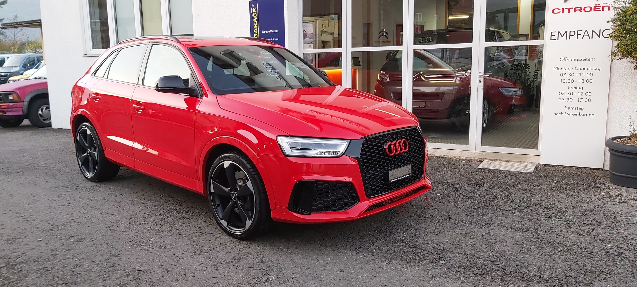 AUDI RS Q3 2.5 TFSI performance quattro S-tronic