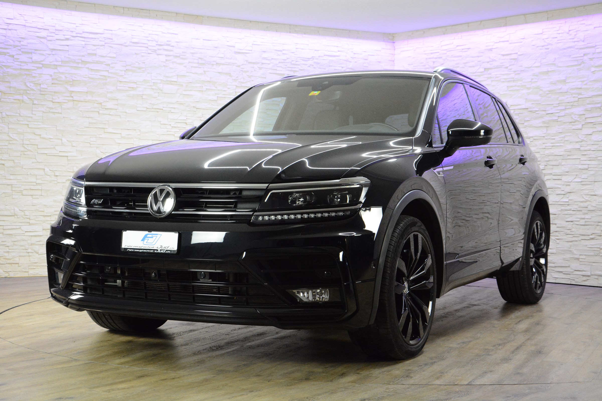 VW Tiguan 2.0 TSI R-Line Black&Style DSG