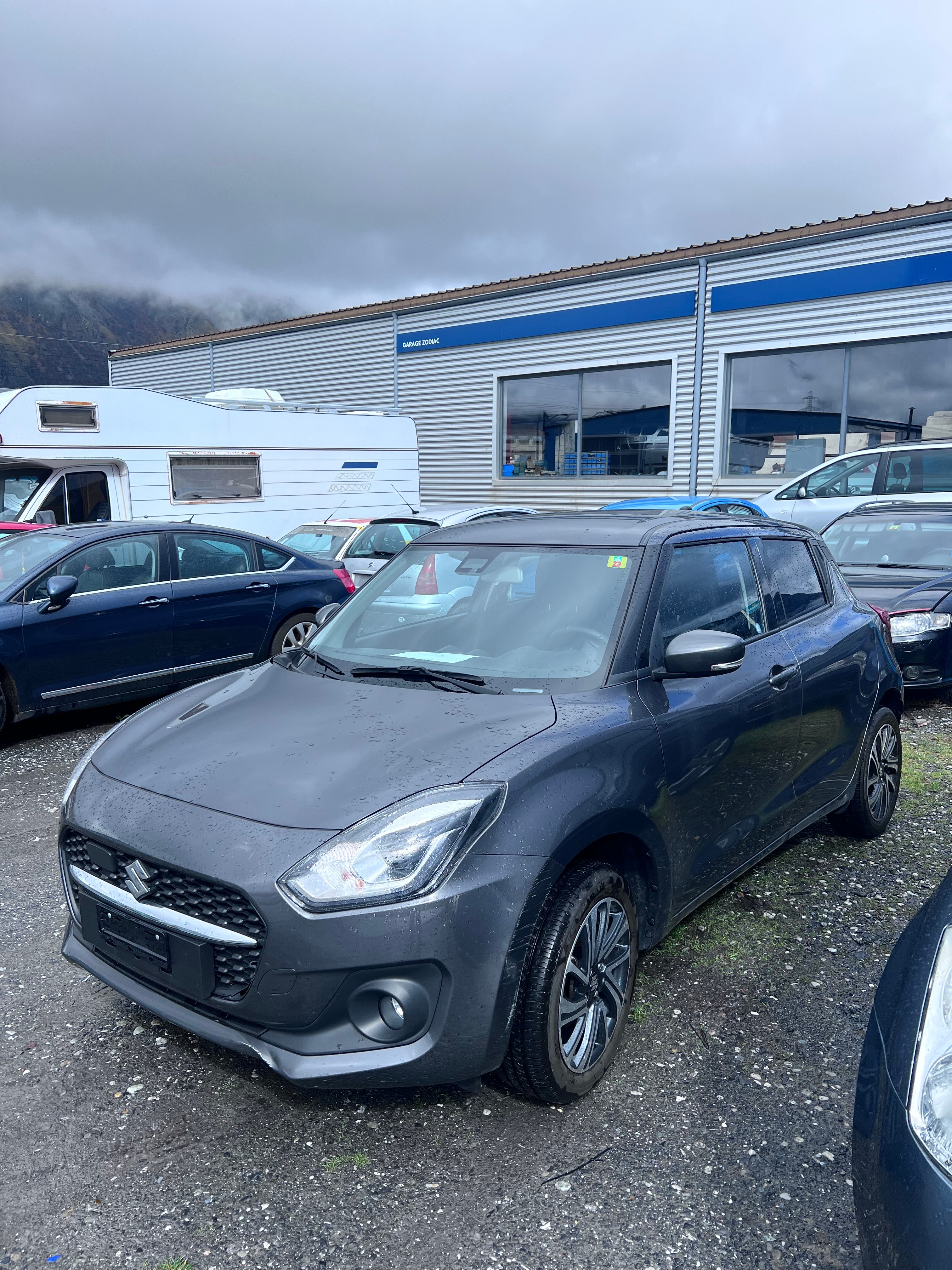 SUZUKI Swift 1.2 Compact + 4x4 Hybrid