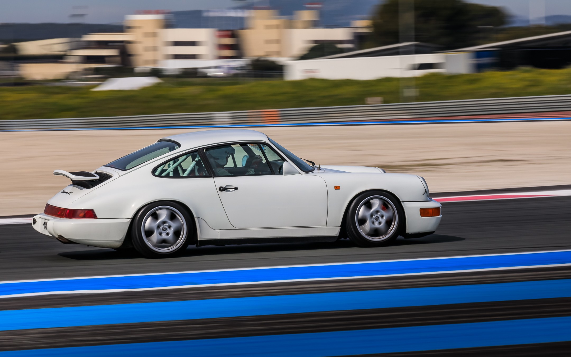 PORSCHE 911 RS